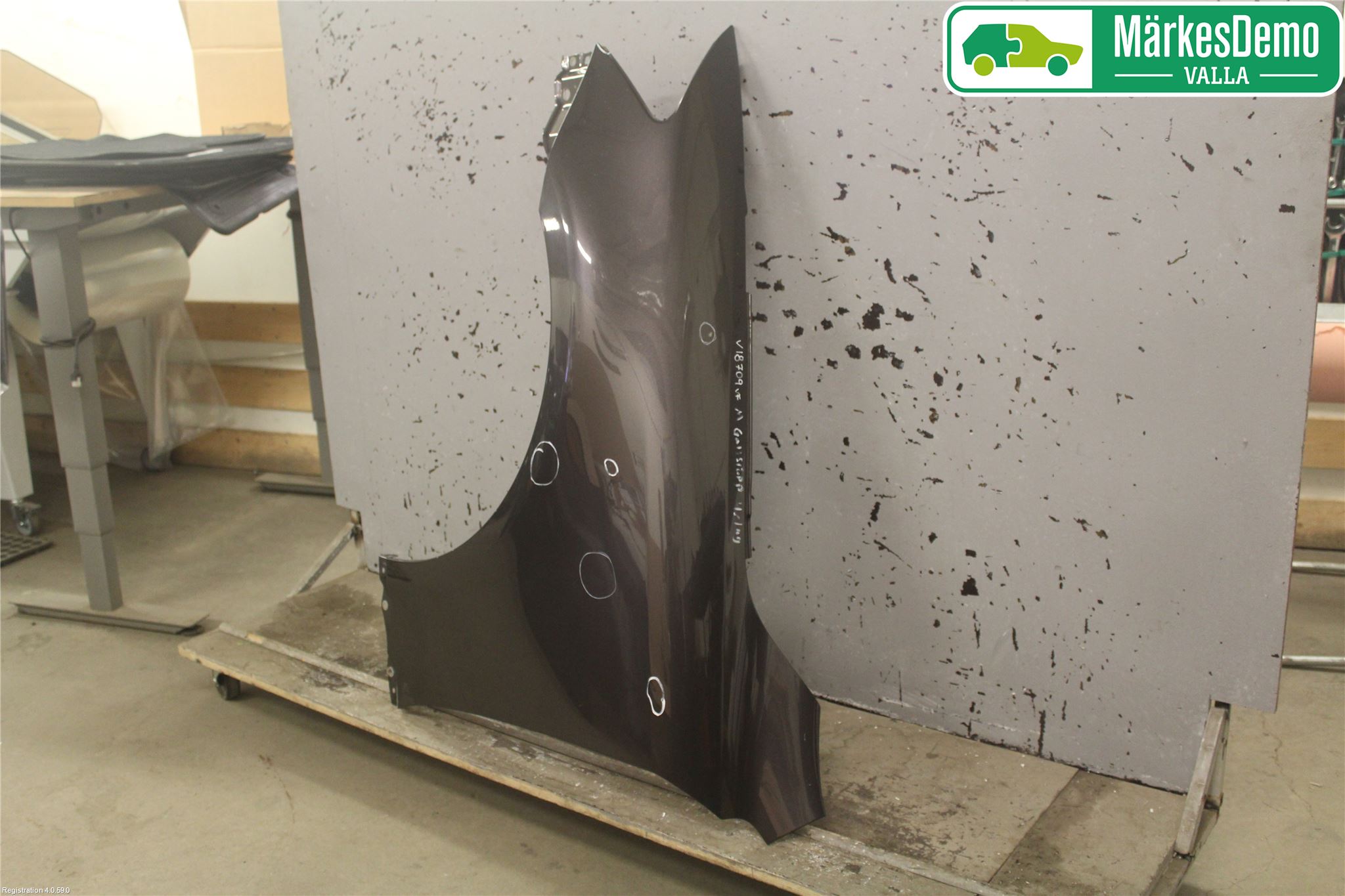 Lexus IS 220d/250/350 06-13 Skjerm Foran Venstre