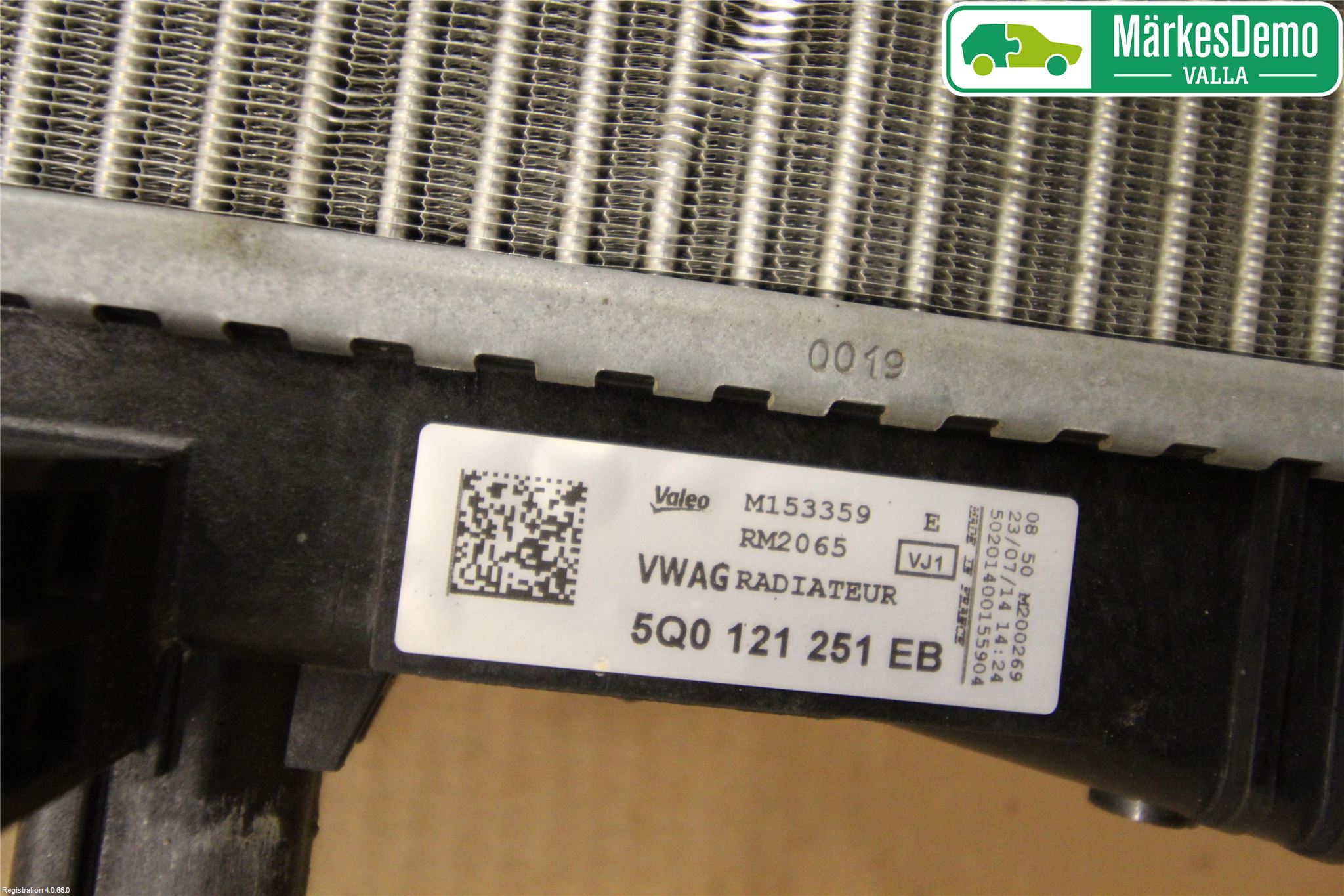 Skoda SUPERB 09-15 Radiator Manuell