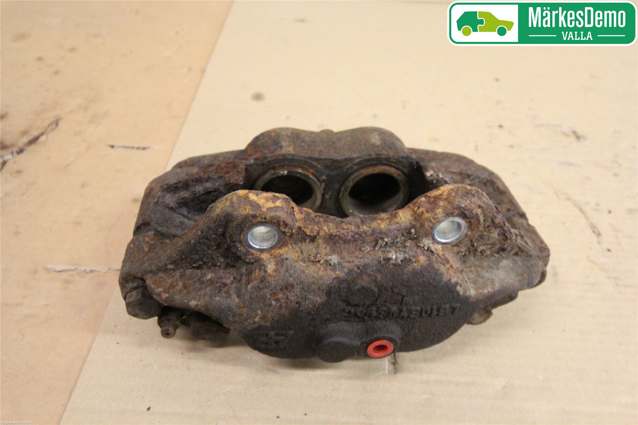 Landrover DEFENDER (L316) 07-16 Bremsecaliper Foran Venstre
