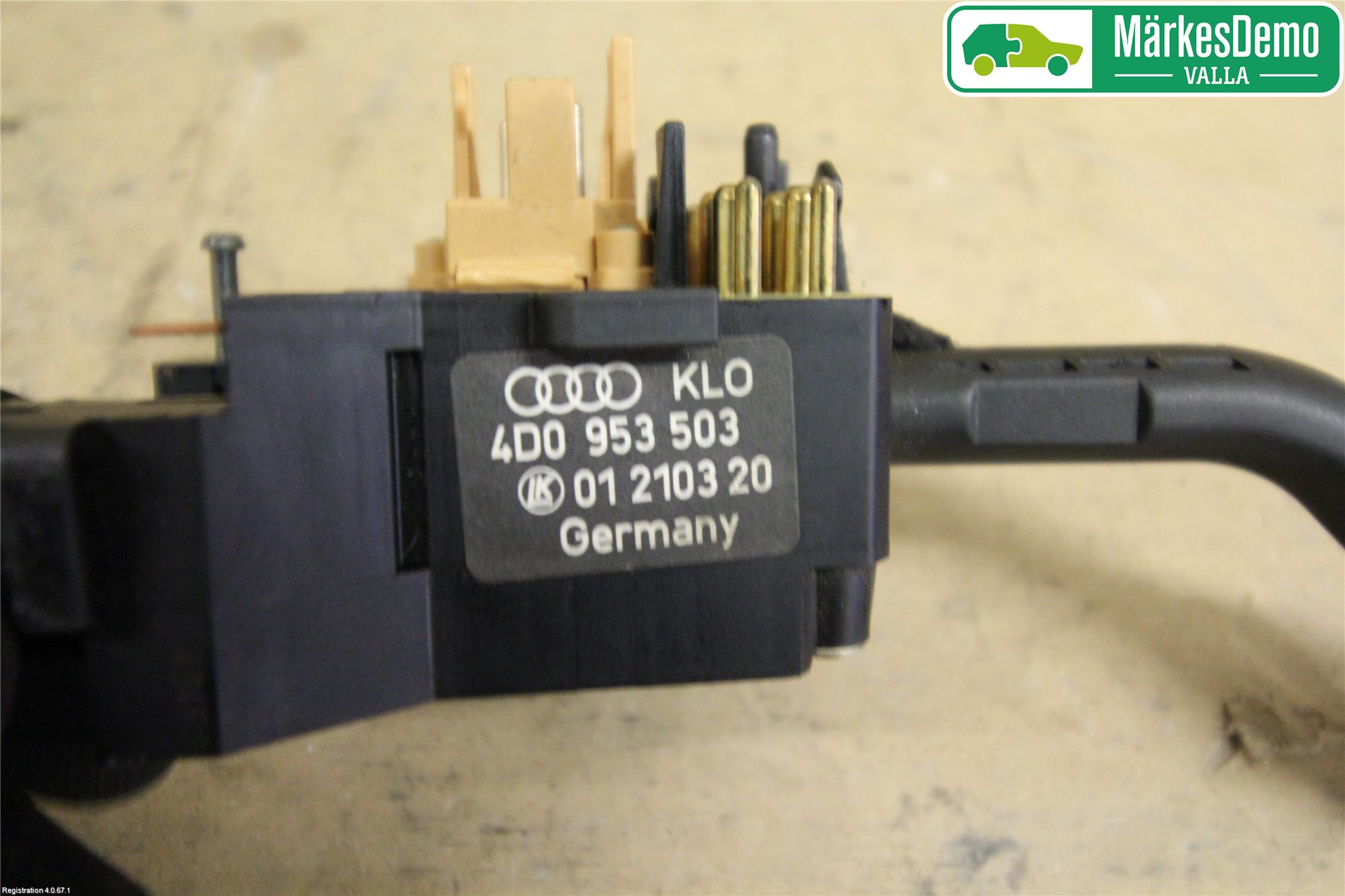 Audi A8/S8 4D 94-02 Bryter Ratt Visker - Spyler