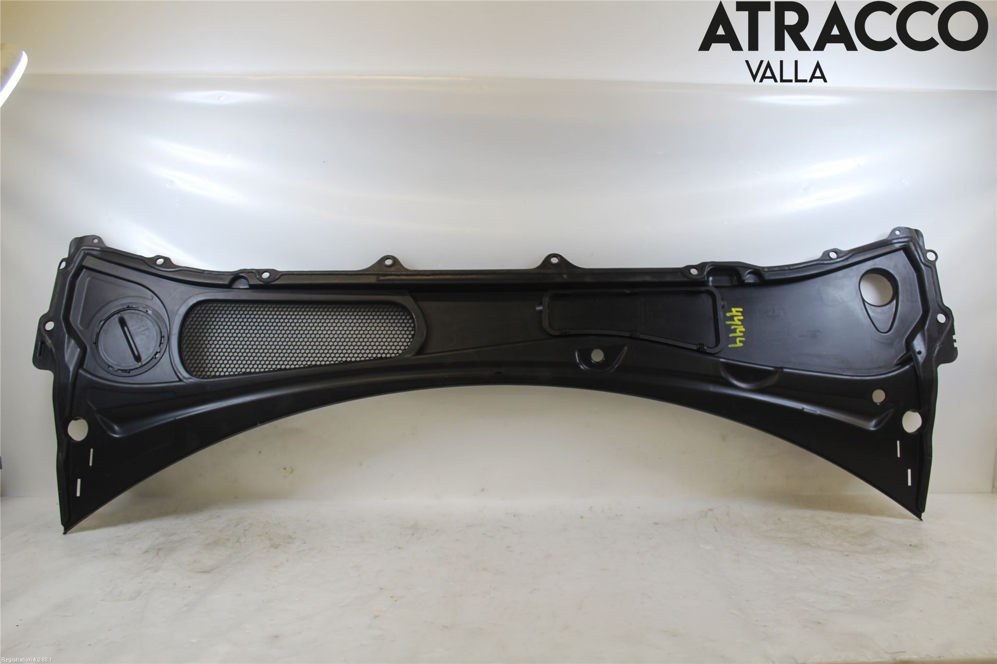 Volvo V90 17->> Visker Deksel-Grill-Under Frr
