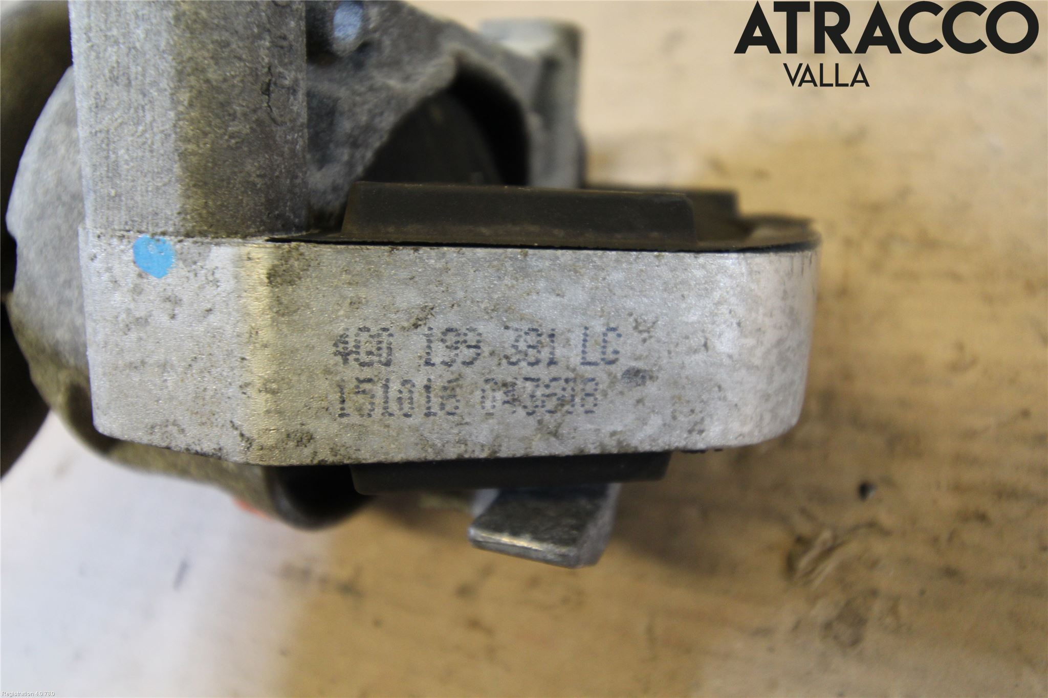 Audi A6 ALLROAD 12-18 Motor Feste Gummi