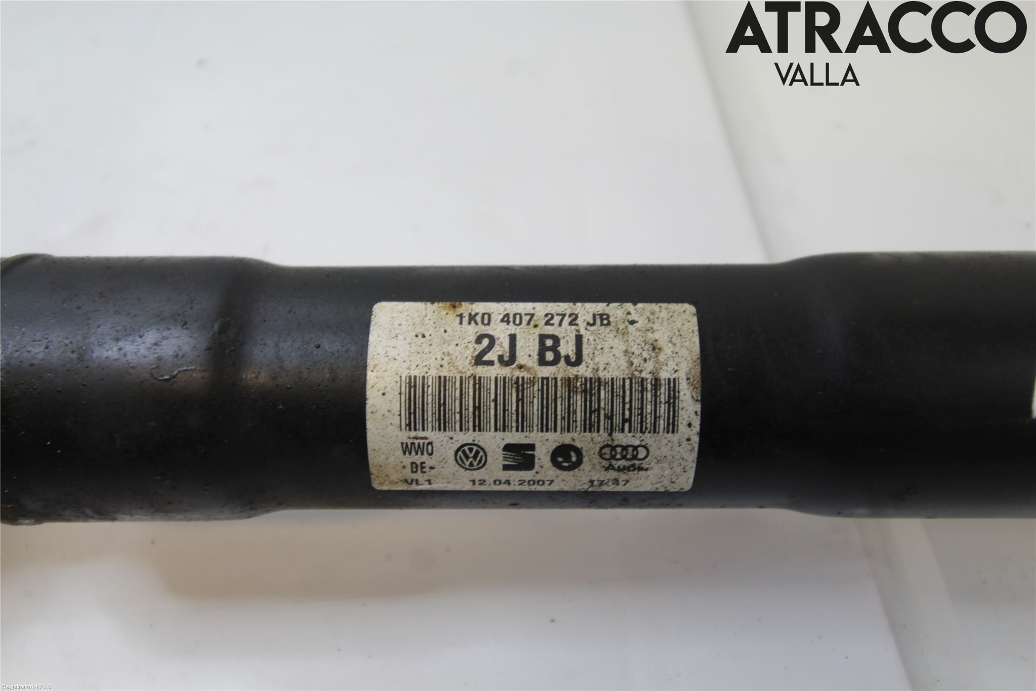Volkswagen VW PASSAT 05-11 Drivaksel Foran Kompl Høyre