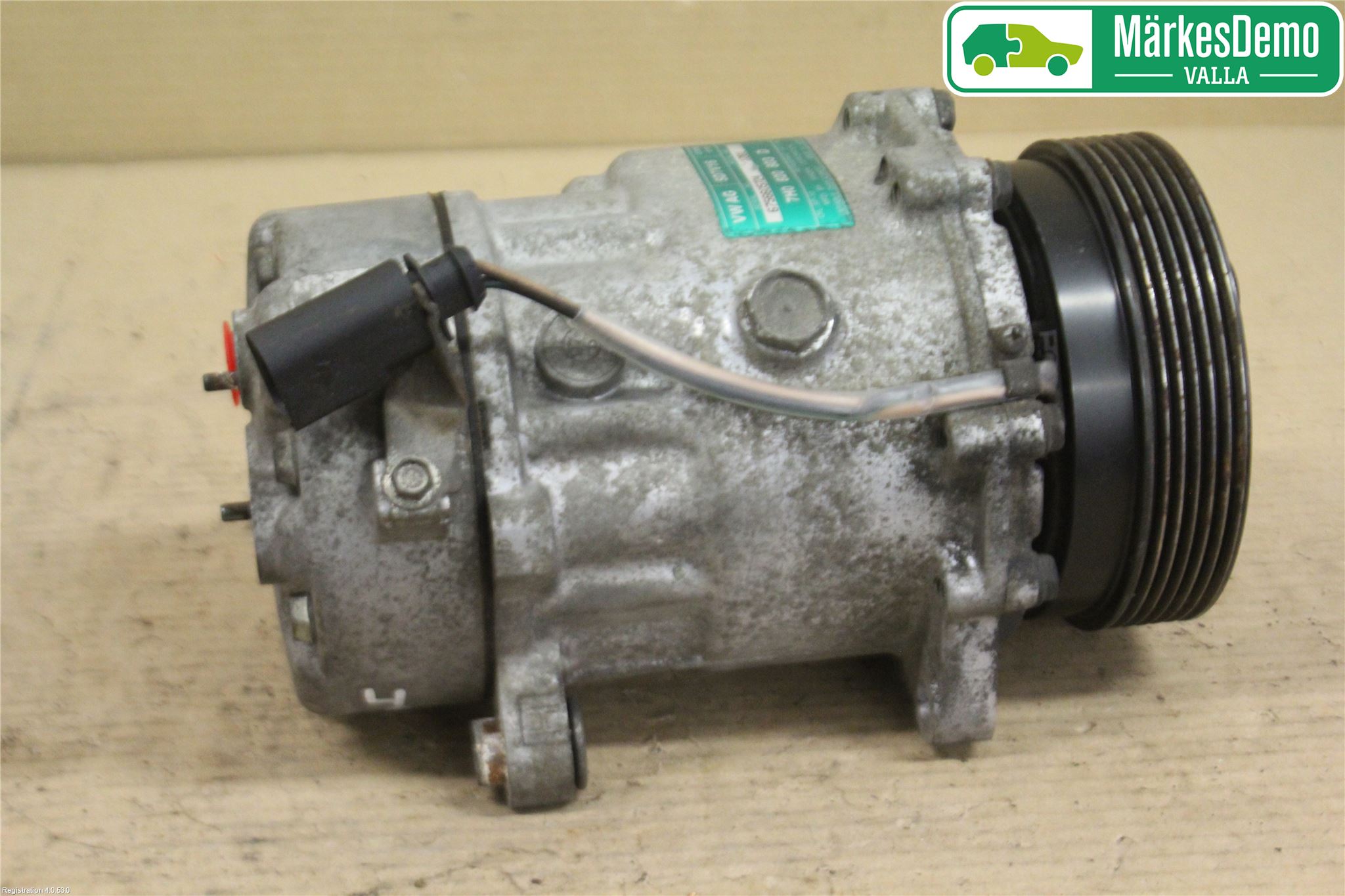Volkswagen VW CADDY      04-10 Varme Ac Kompressor