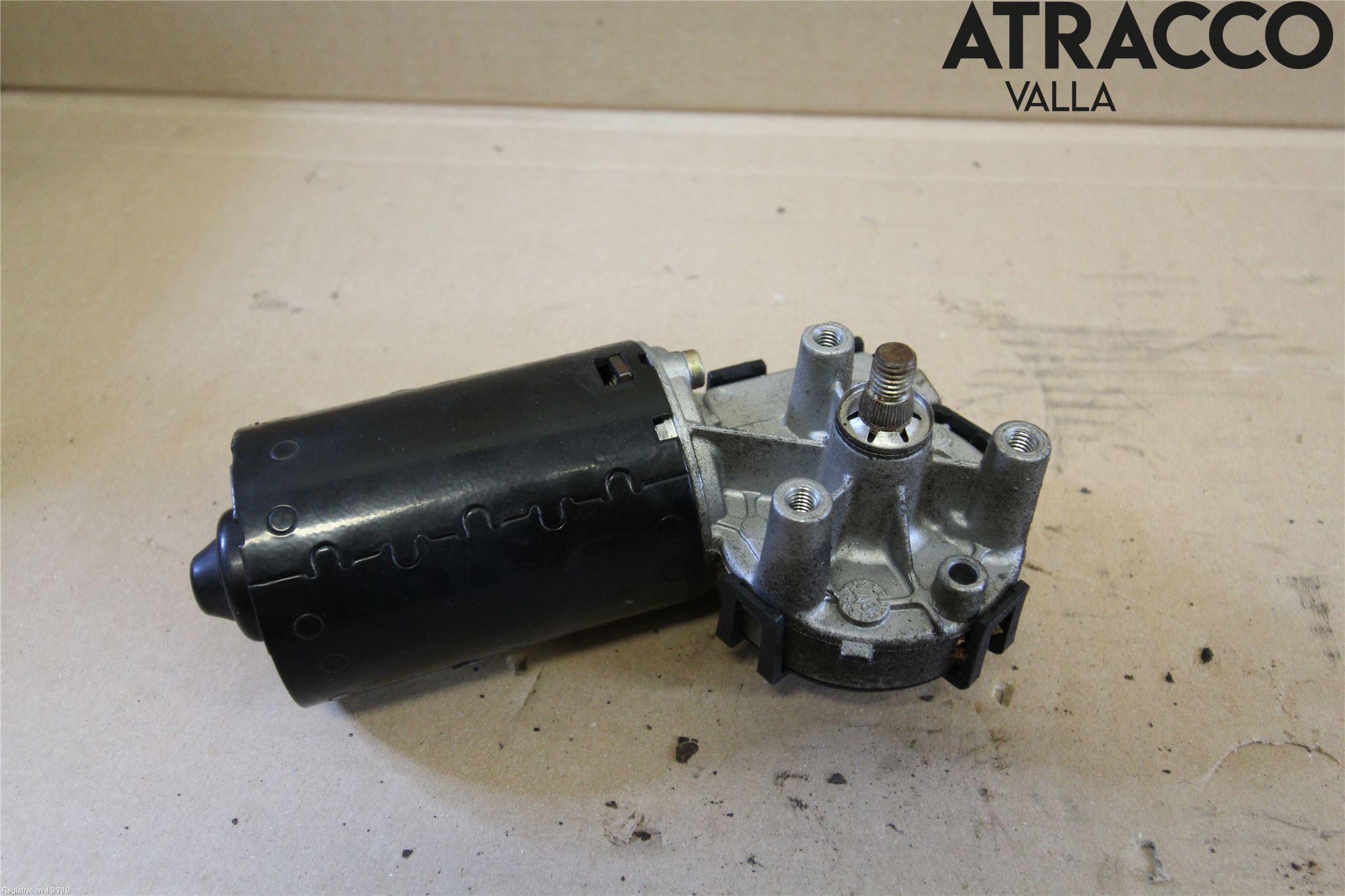 Volvo S70/V70/XC  97-00 Viskermotor Frontrute