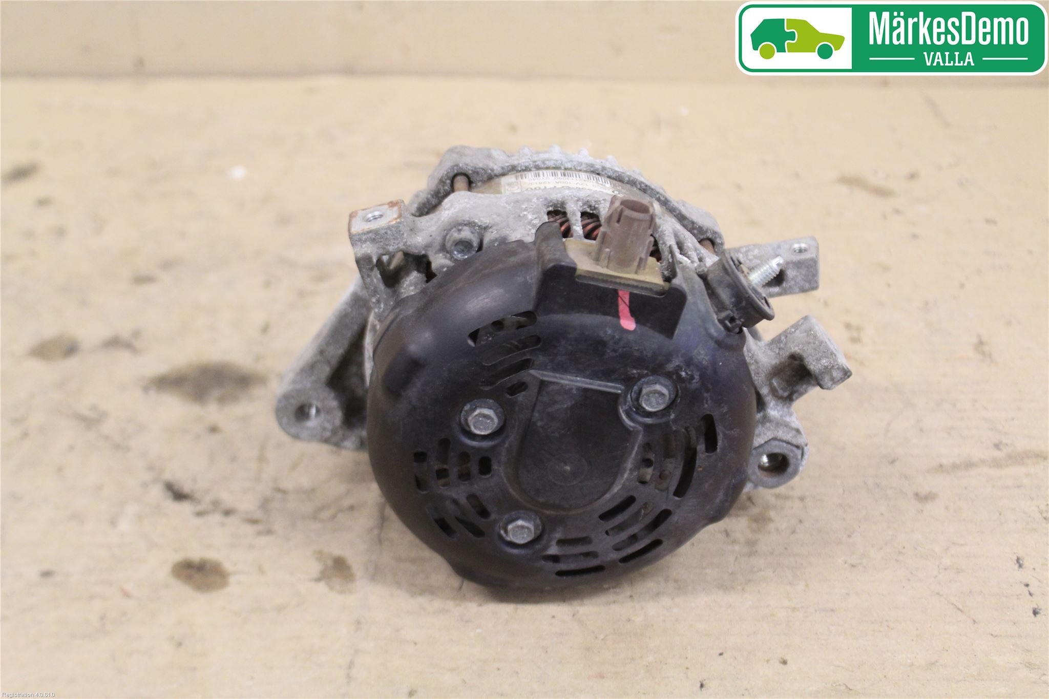 Toyota YARIS XP130 12-14 Dynamo