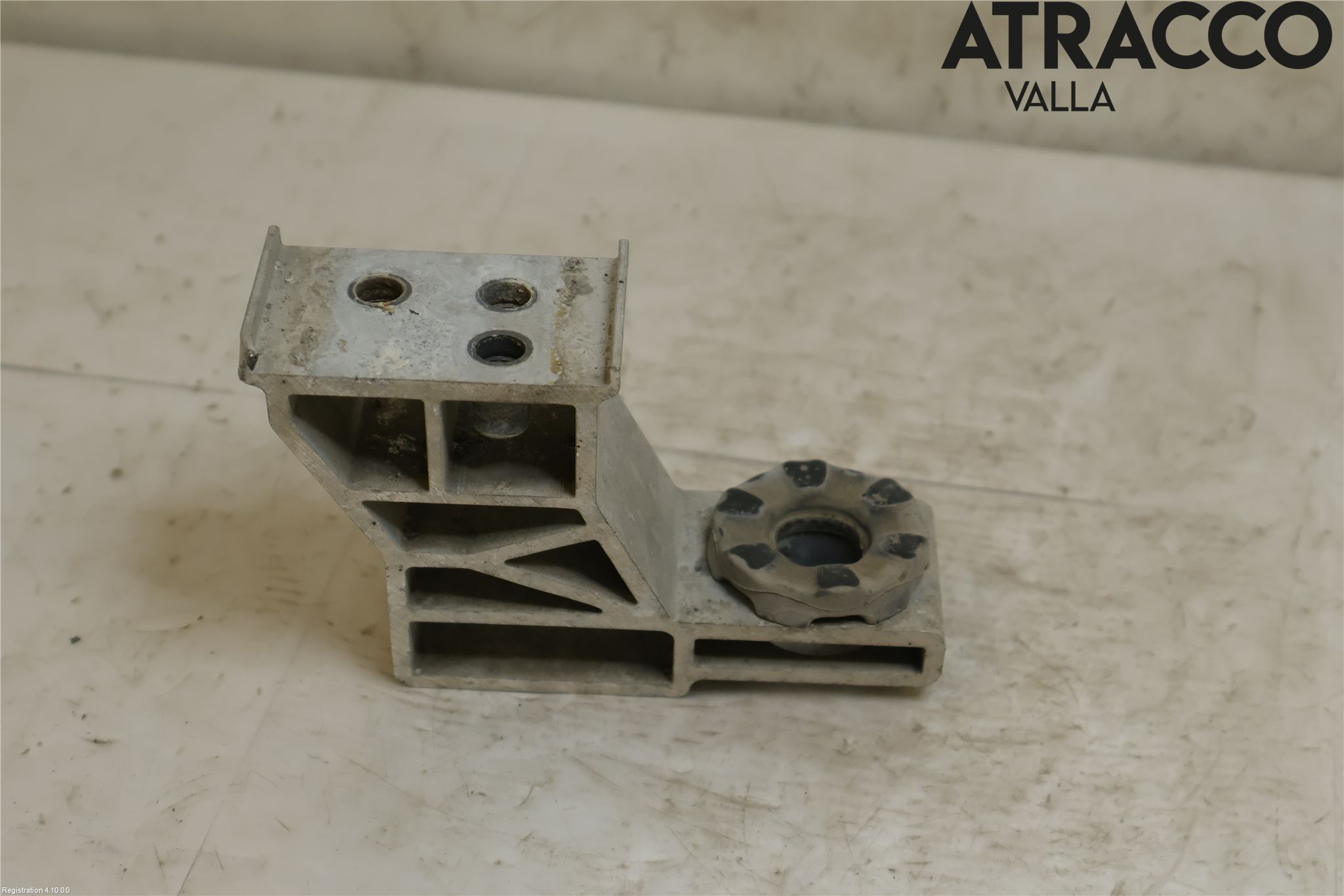 Mercedes-Benz MB E-KLASS (W213) 16-23 Radiator Feste - Ramme - Bjelk