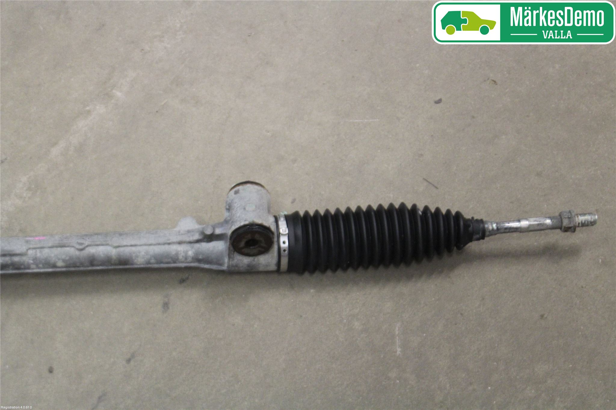 Toyota YARIS XP130 12-14 Snekke - Tannstang