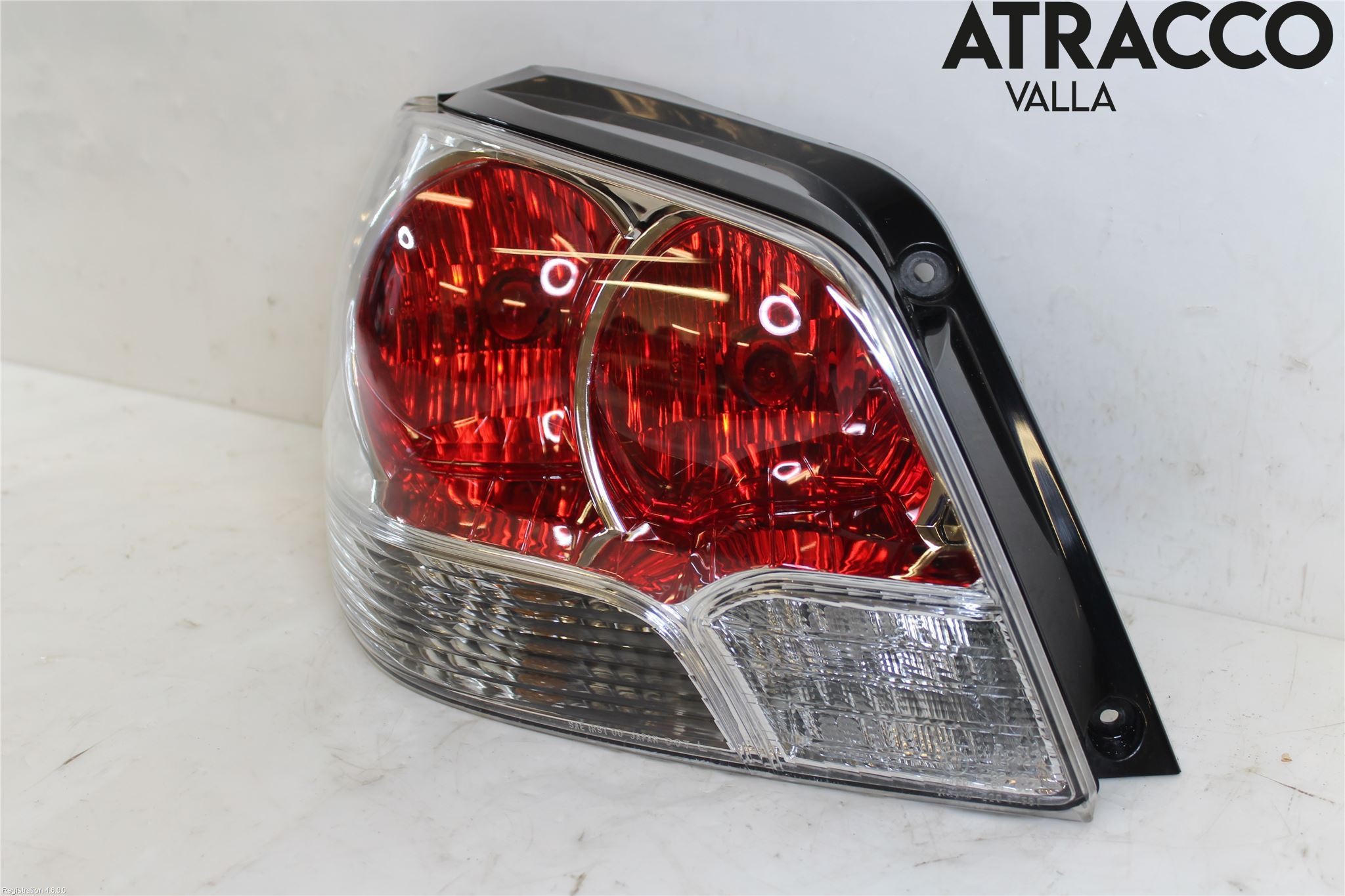 Mitsubishi OUTLANDER 01-07 Baklykt Venstre