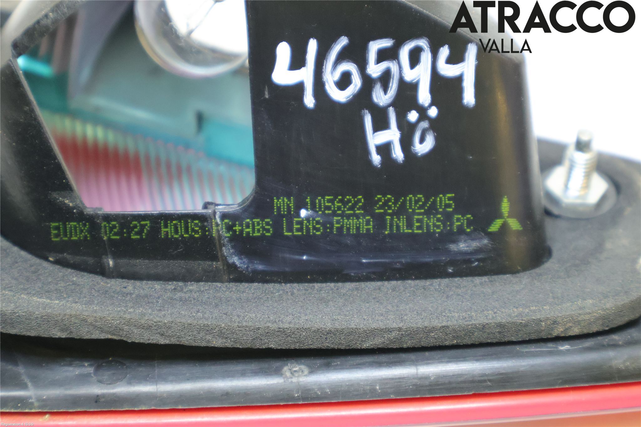 Mitsubishi COLT   04-08 Baklykt Høyre  På Luke(Indre)