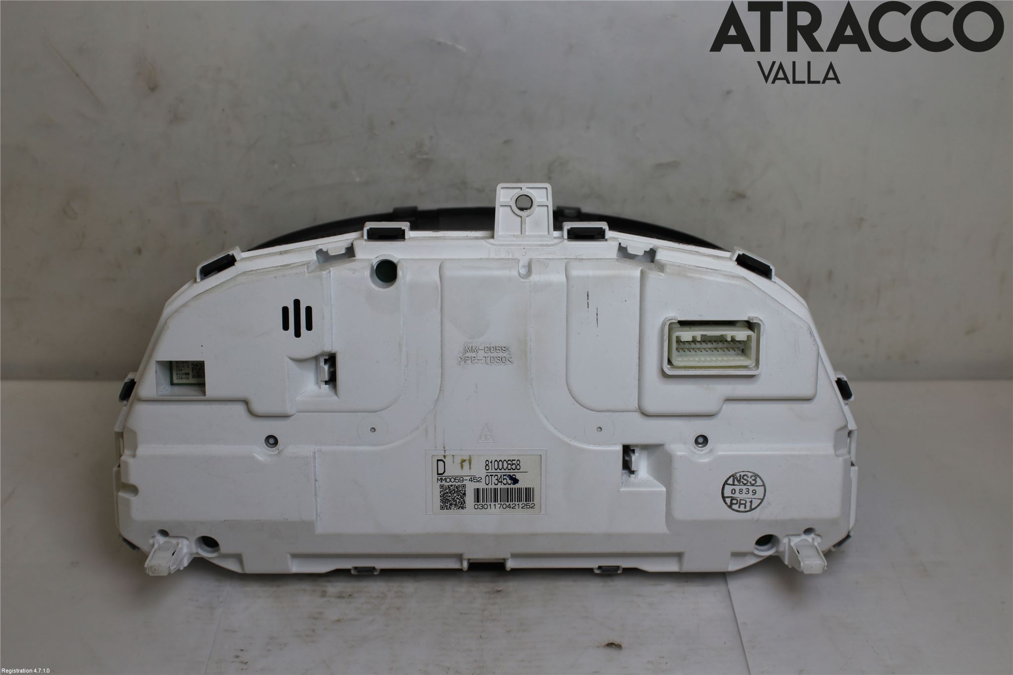 Mitsubishi OUTLANDER 13-21 Instr Kombinert