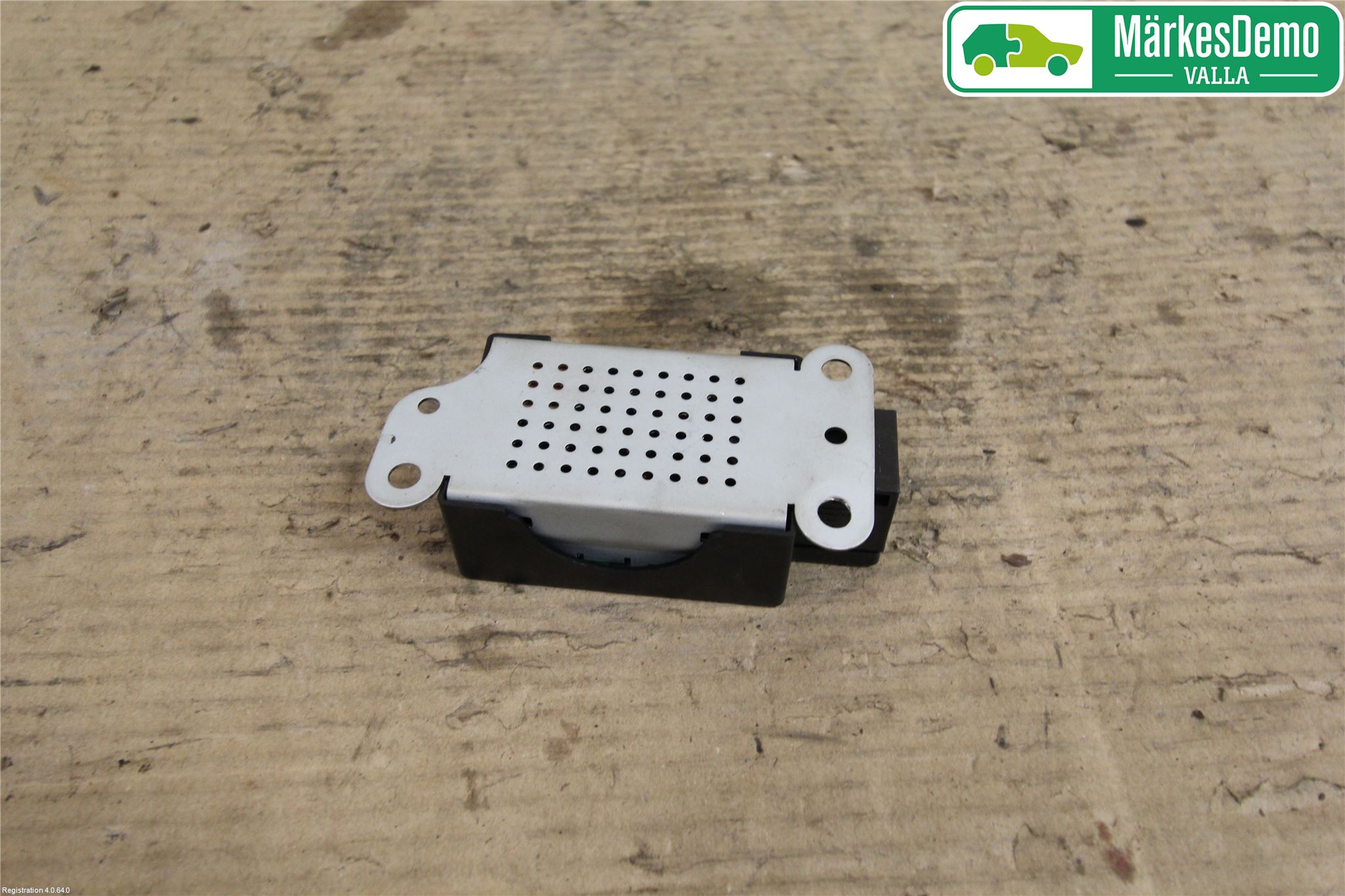 Volkswagen VW GOLF VI 09-13 Stereo Antenneforsterker