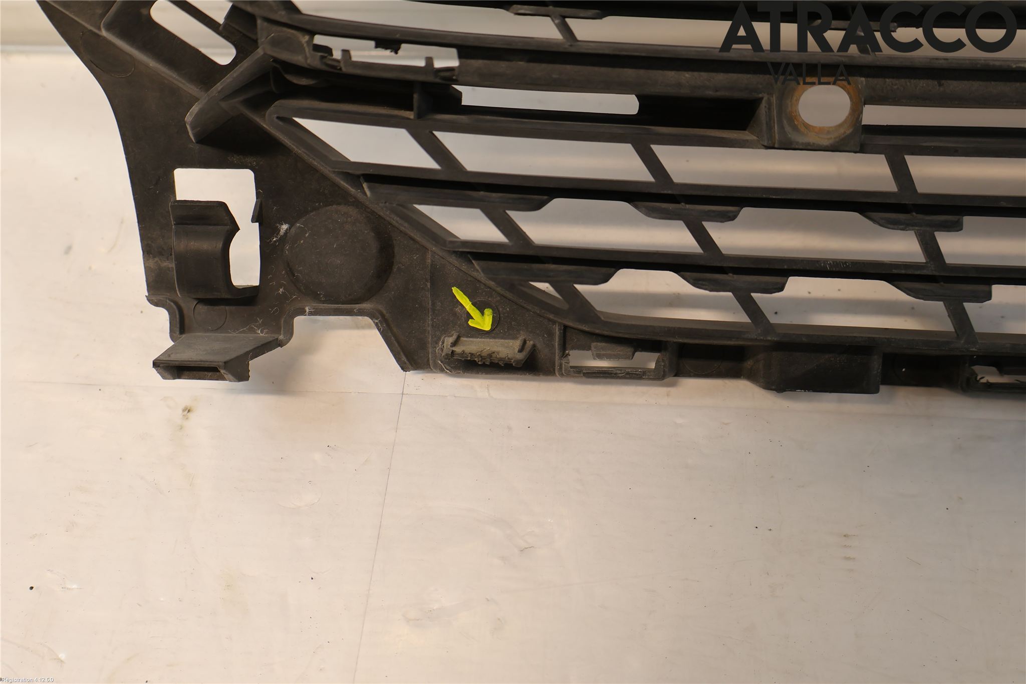 Peugeot 5008 17-24 Grill Komplett