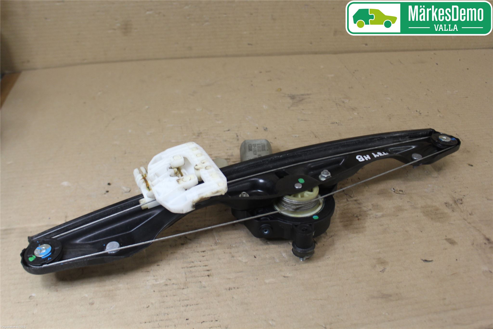 BMW 3 F30/F31/F80 12-19 Vindusheis El Komp