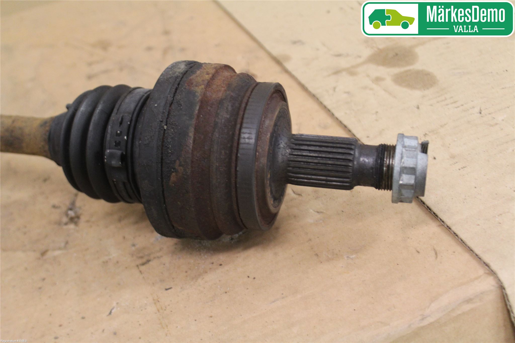 Mercedes-Benz MB SL-KLASS (R230) 00-11 Drivaksel Bak Kompl Venstre