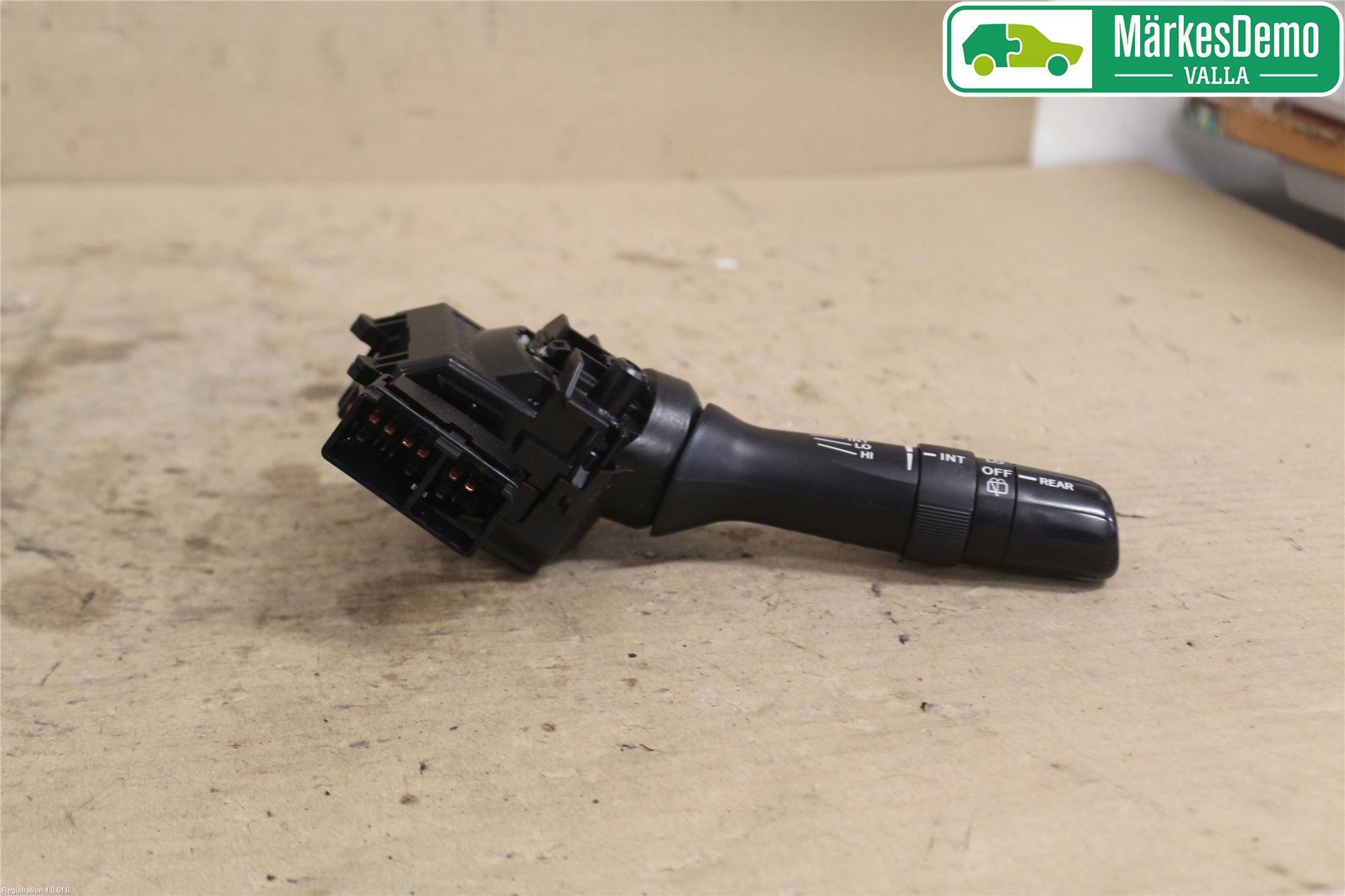 Toyota PRIUS NWH20 04-08 Bryter Ratt Visker - Spyler