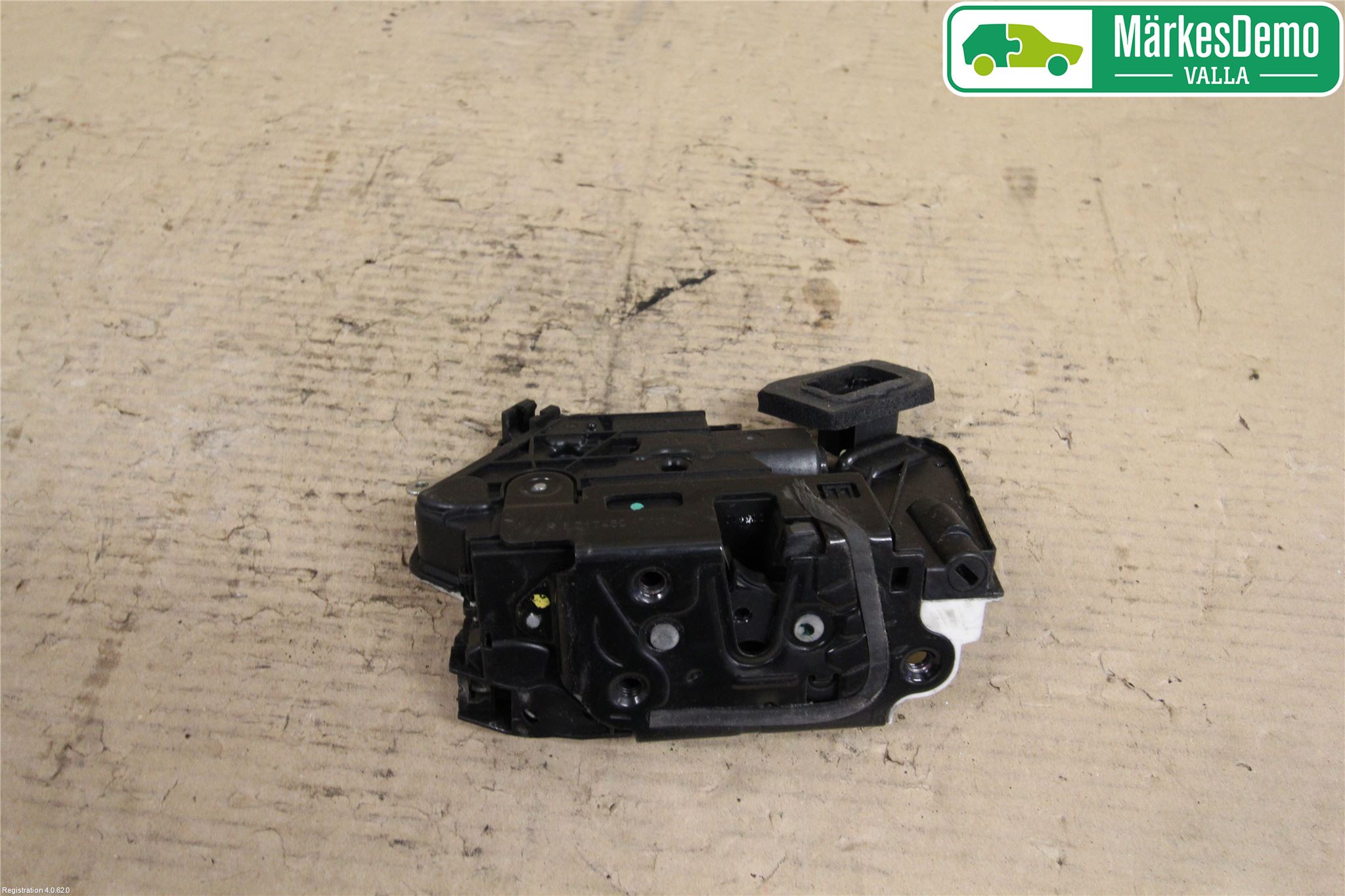 Volkswagen VW POLO 10-17 Dørlås - Låsekasse