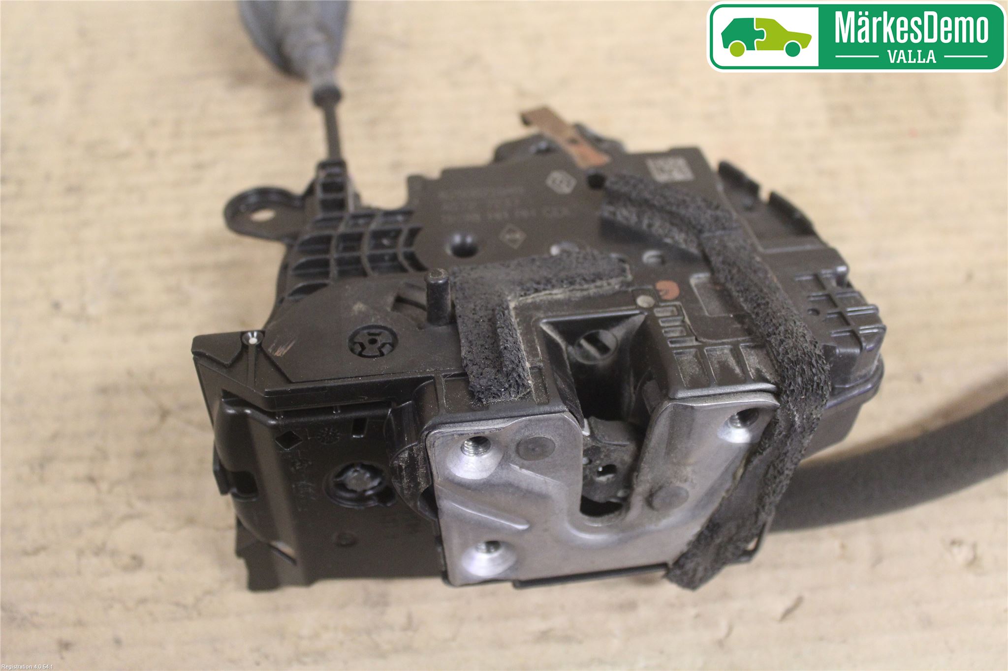 Renault CLIO IV 12-16 Dørlås - Låsekasse