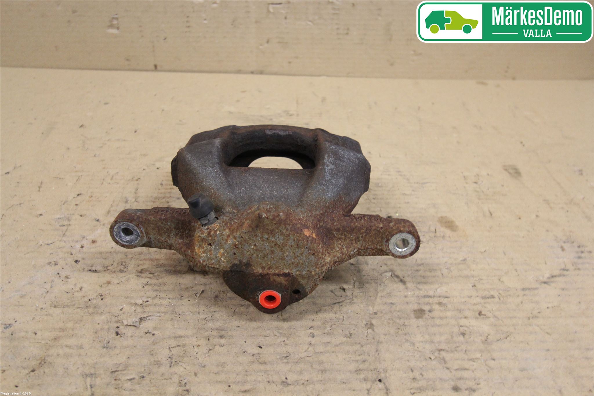 Toyota AVENSIS 09-15 Bremsecaliper Foran Venstre