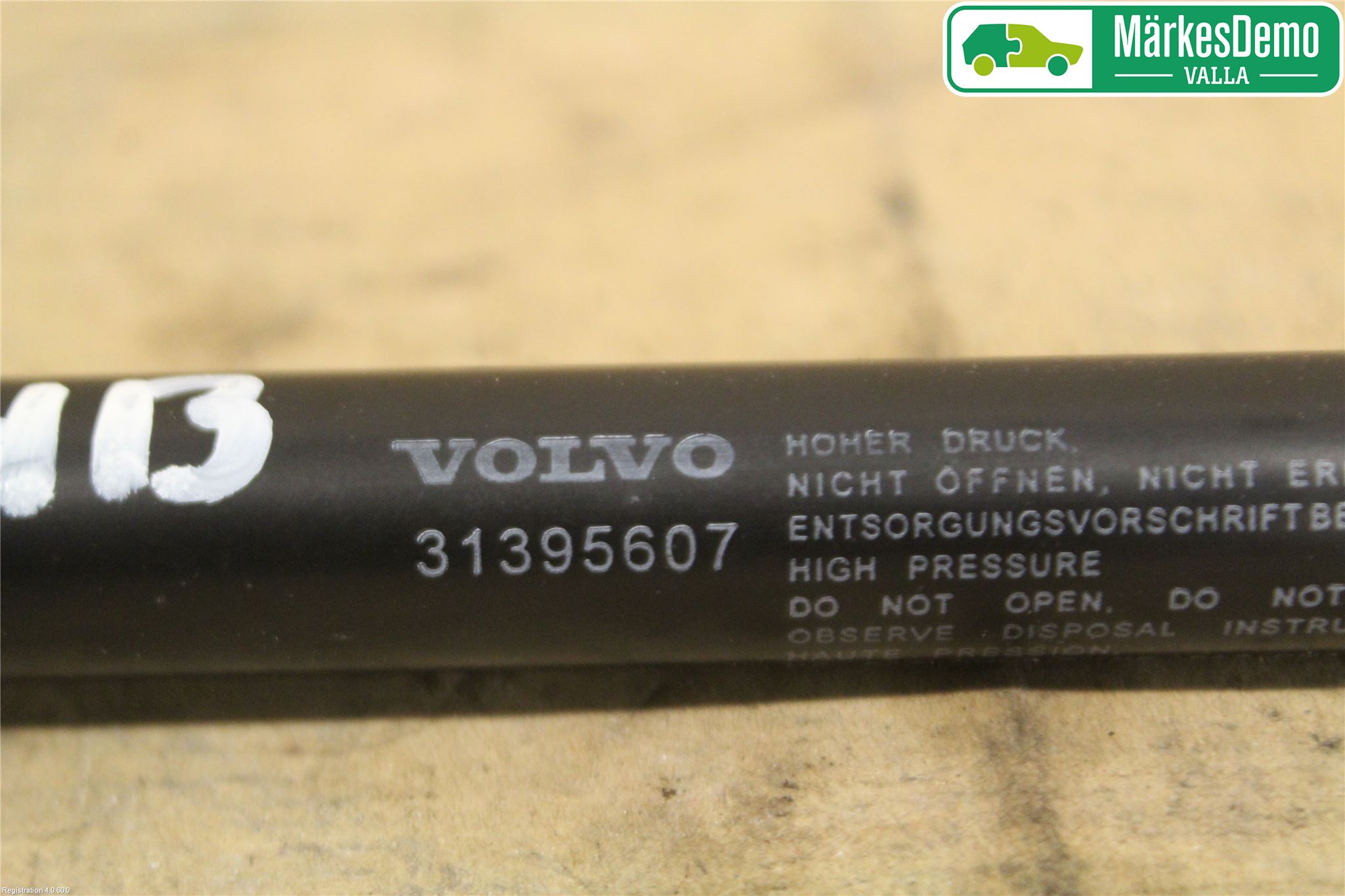Volvo V40 12-19 Bakluke Demper-Gassfjær