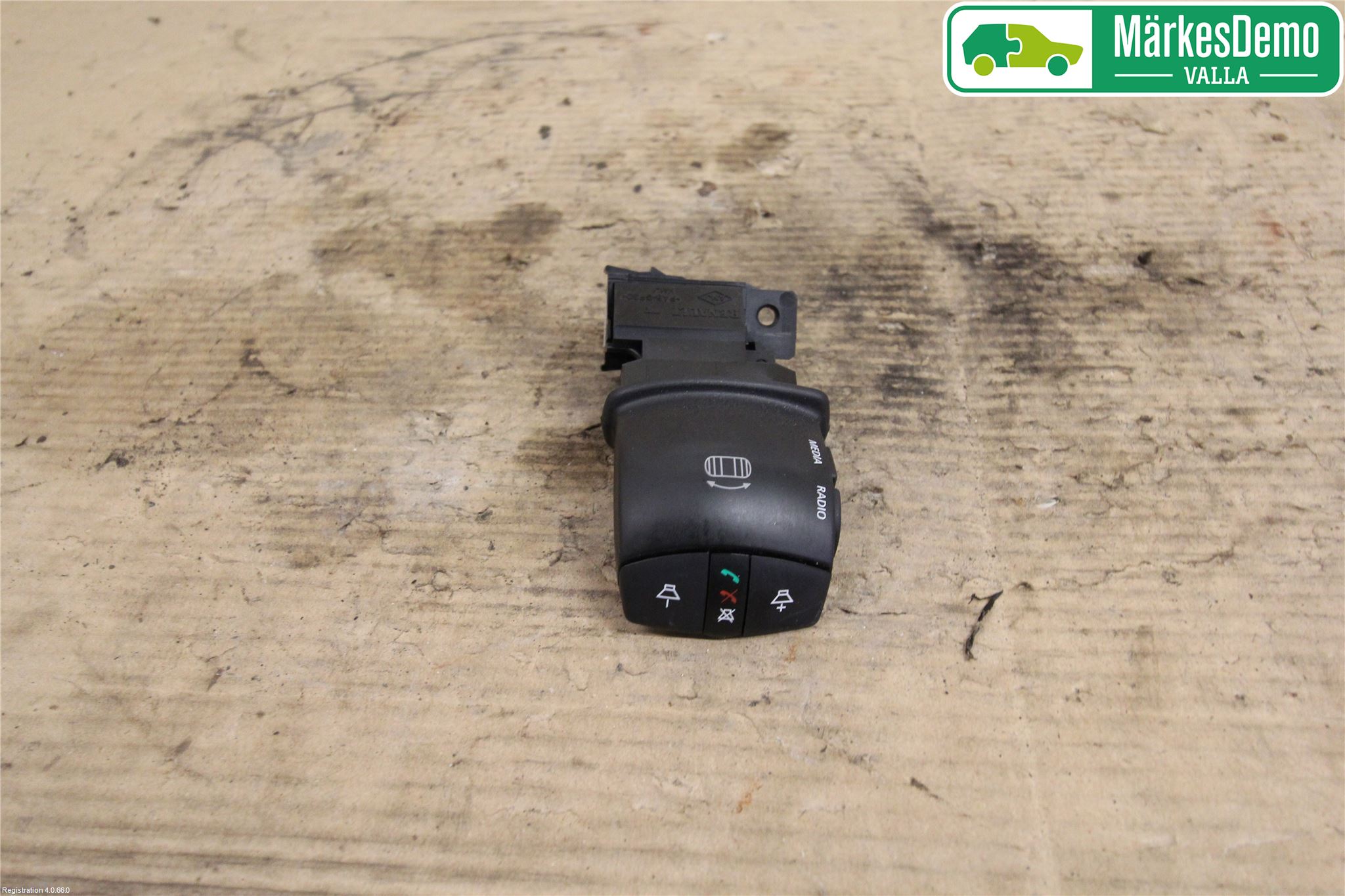 Renault MEGANE III 09-15 Bryter Ratt Radio-Stereo