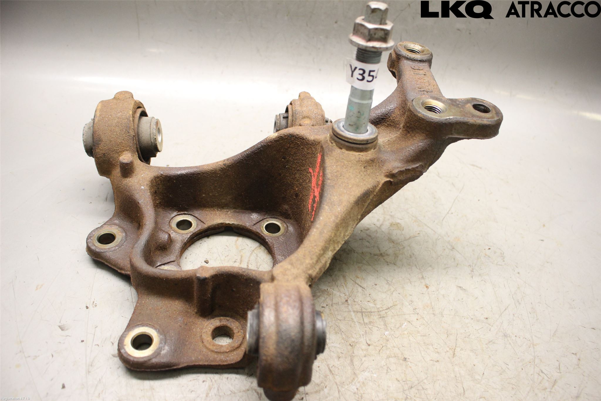 Toyota CAMRY 19-24 Spindel Hb