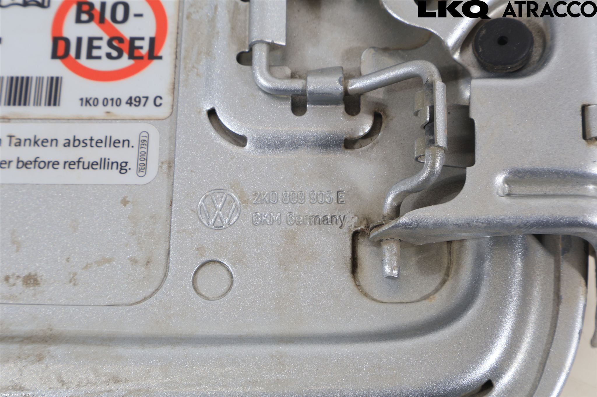 Volkswagen VW CADDY      04-10 Drivstoff Tankluke