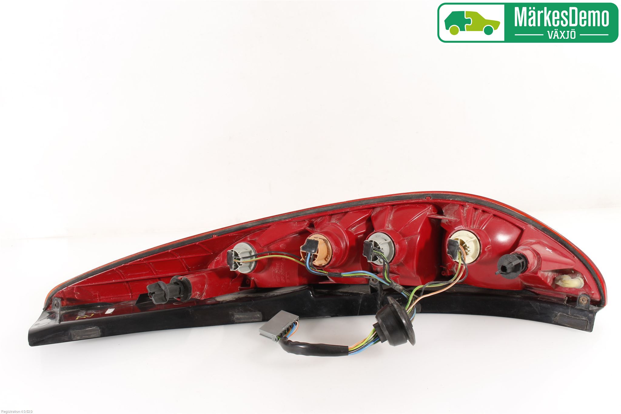 Ford MONDEO     01-06 Baklykt Venstre