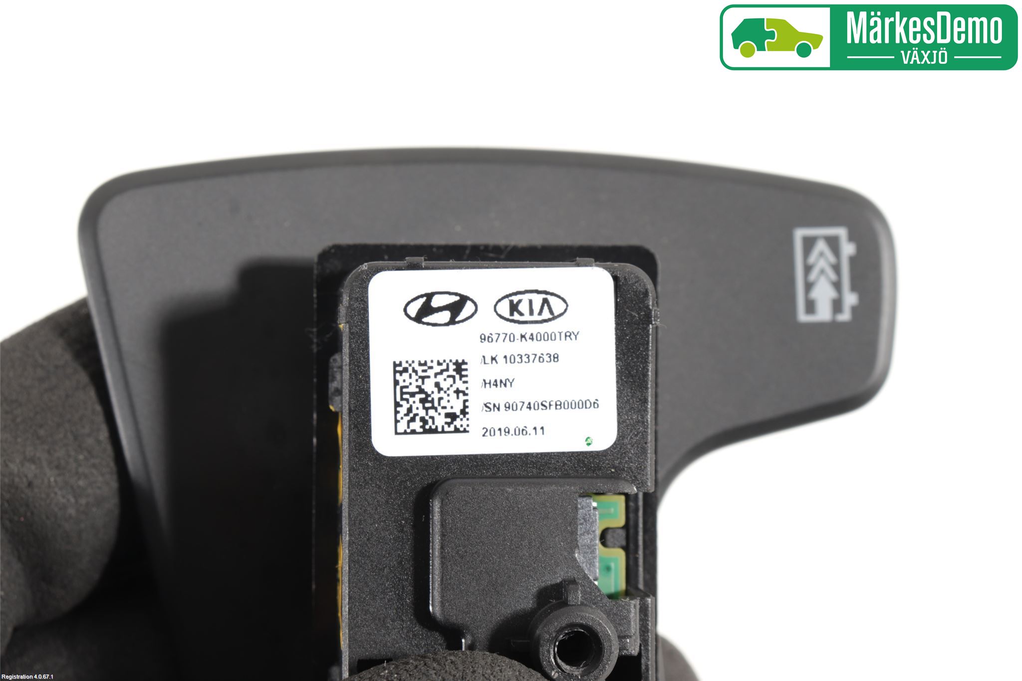 Hyundai KONA/ELECTRIC OS 18-23 Bryter Ratt Radio-Stereo