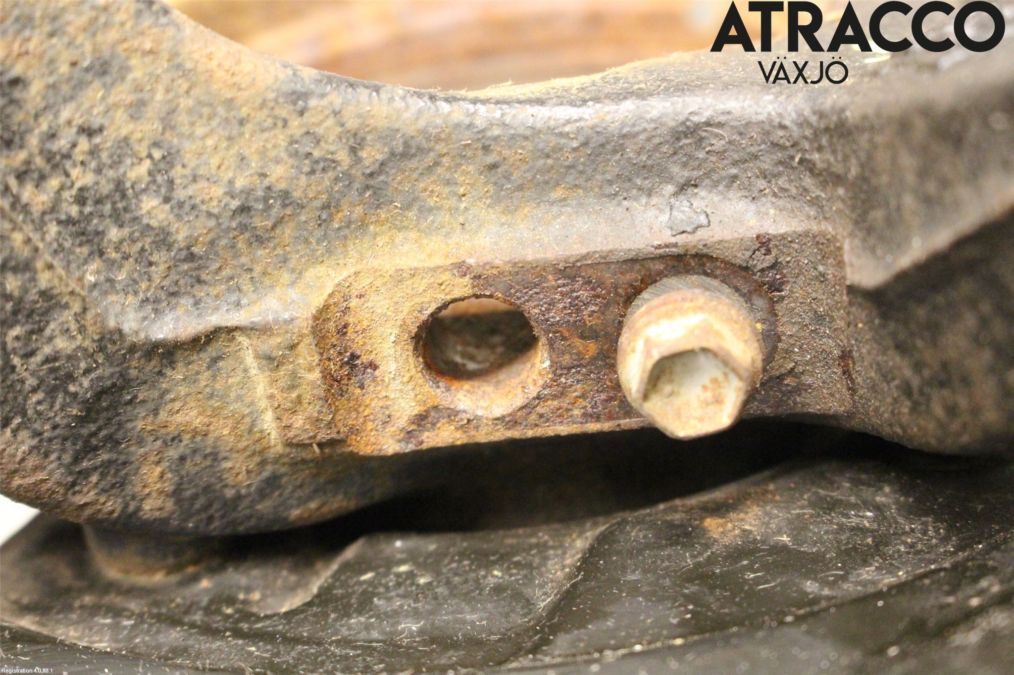 Toyota YARIS XP130 12-14 Spindel Vf