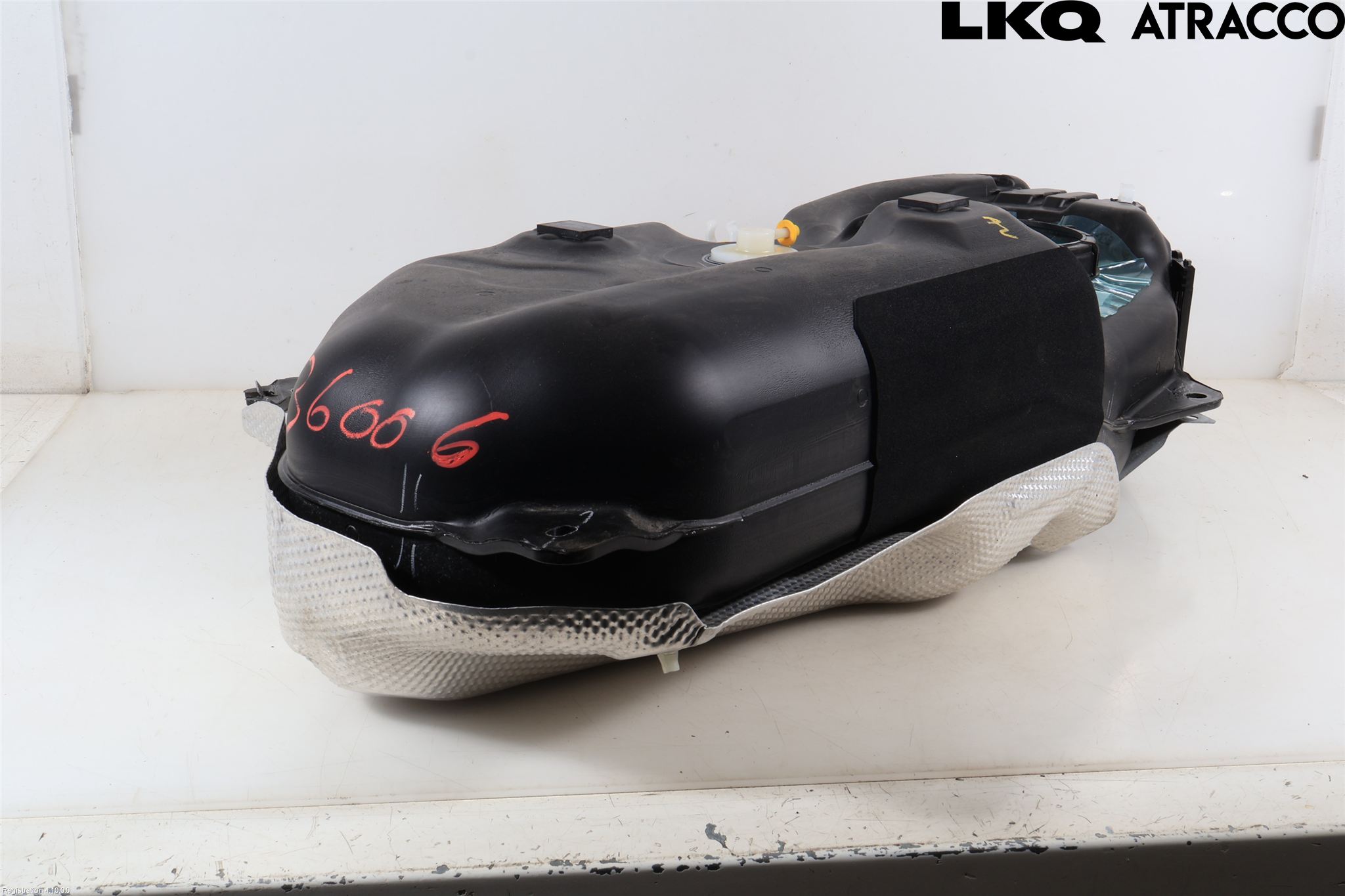 Suzuki SWIFT 17-24 Drivstofftank