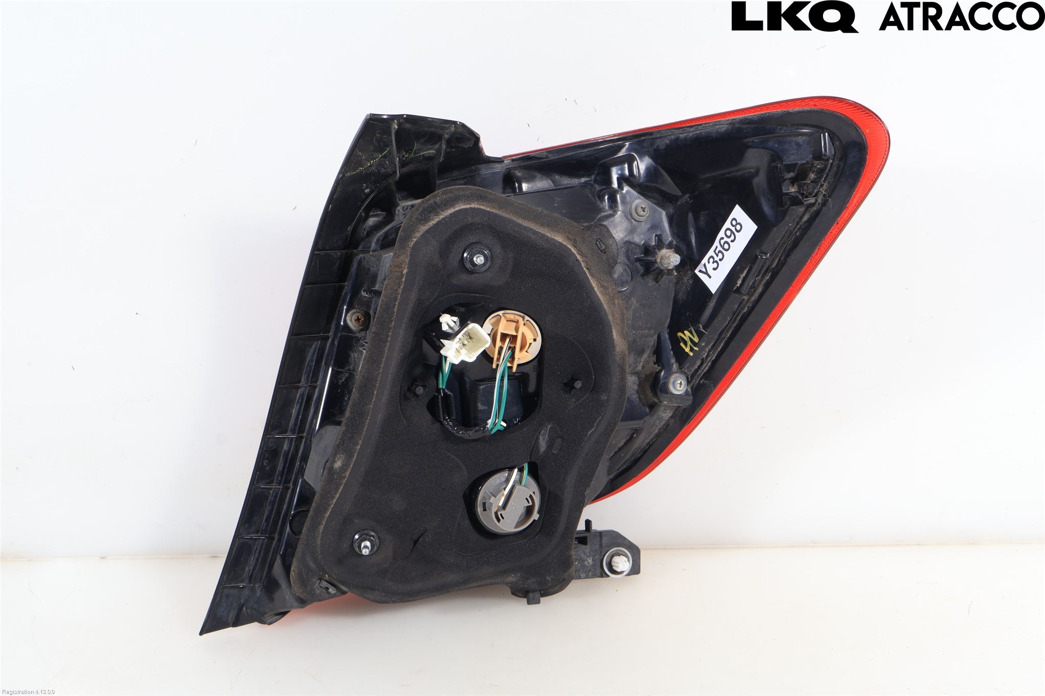 Toyota YARIS XP130 15-20 Baklykt Venstre