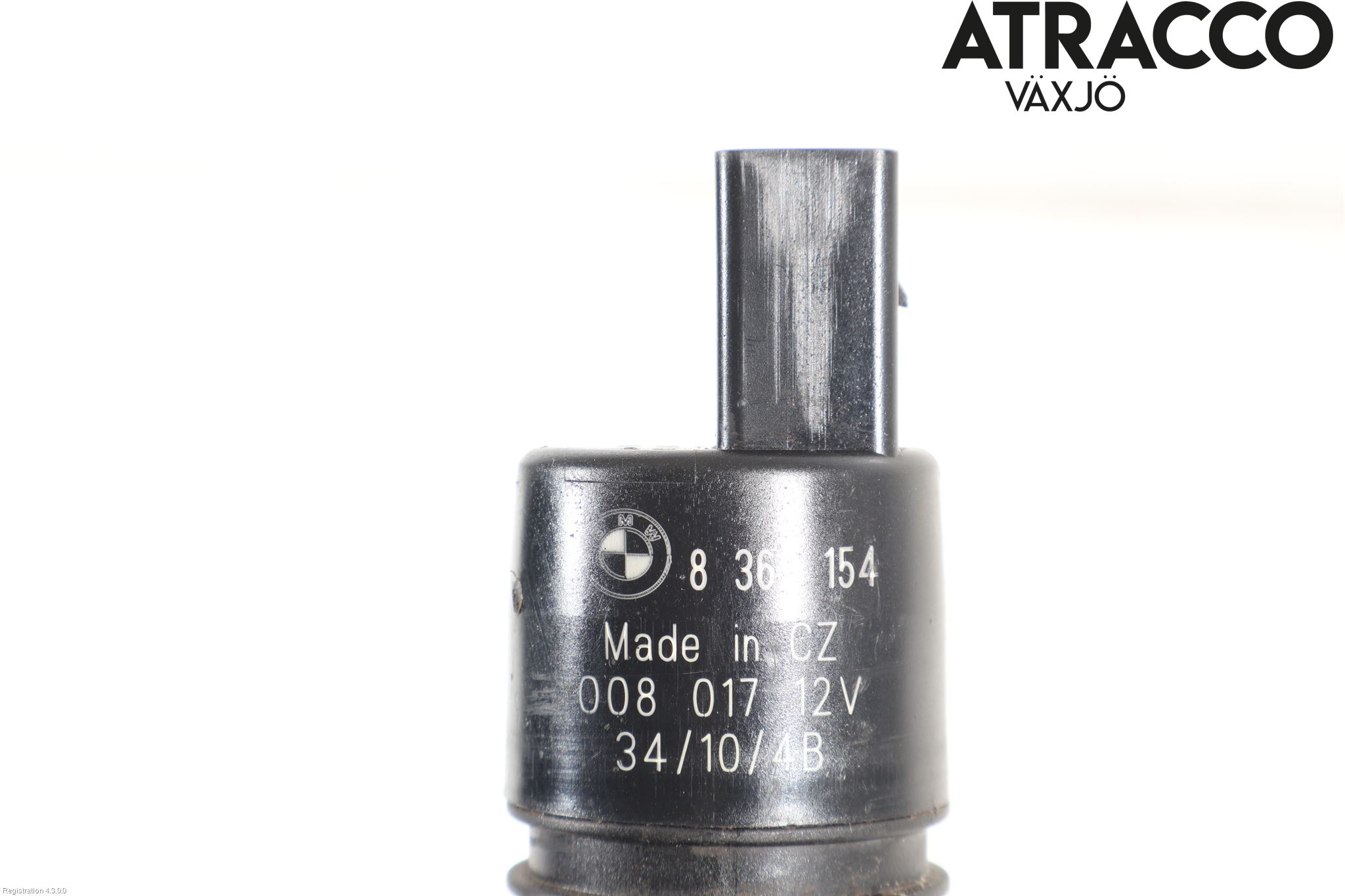BMW 5 F10/F11/F18 09-17 Spylerpumpe Bakluke