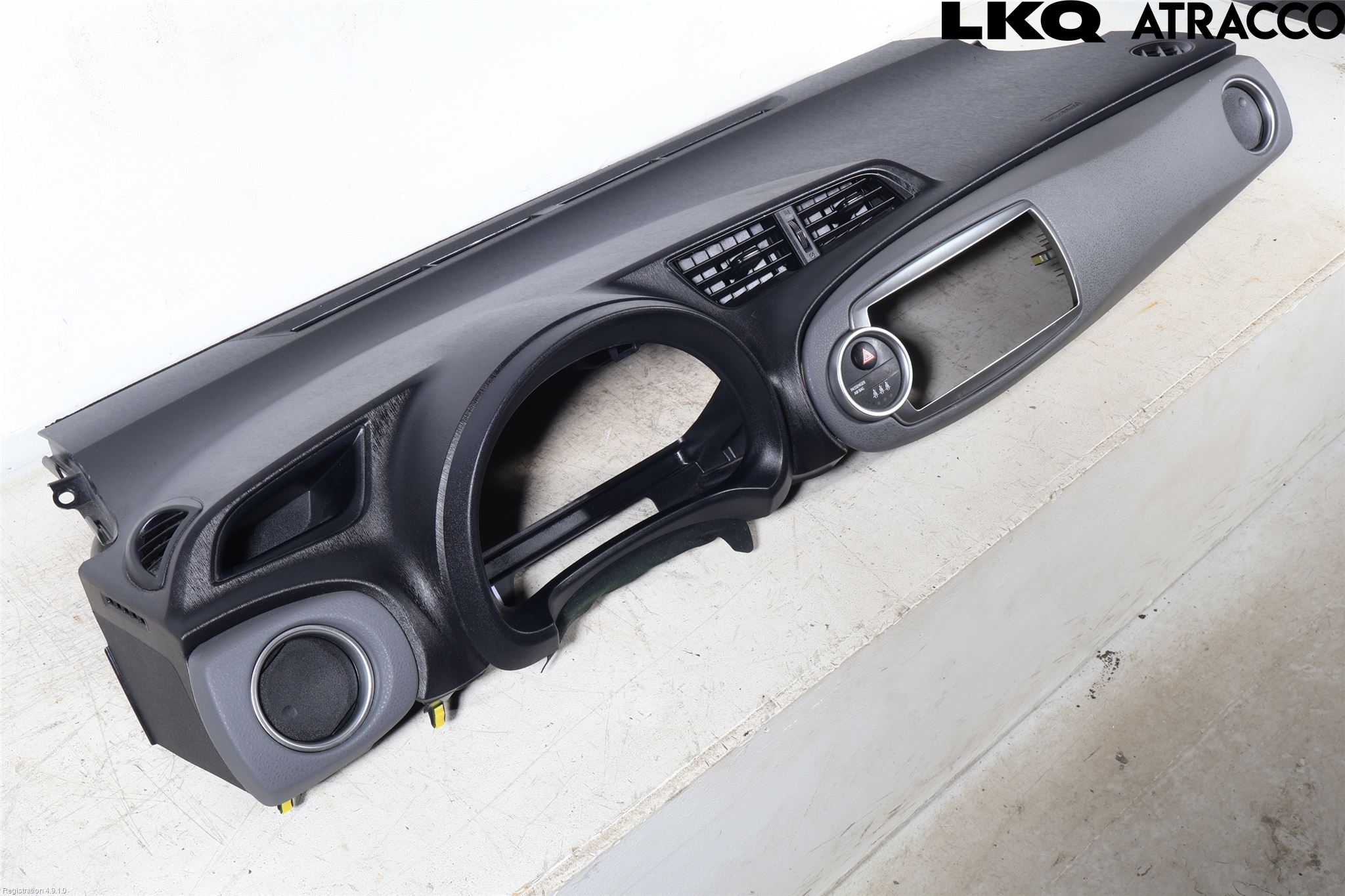 Toyota YARIS XP130 12-14 Dashbord