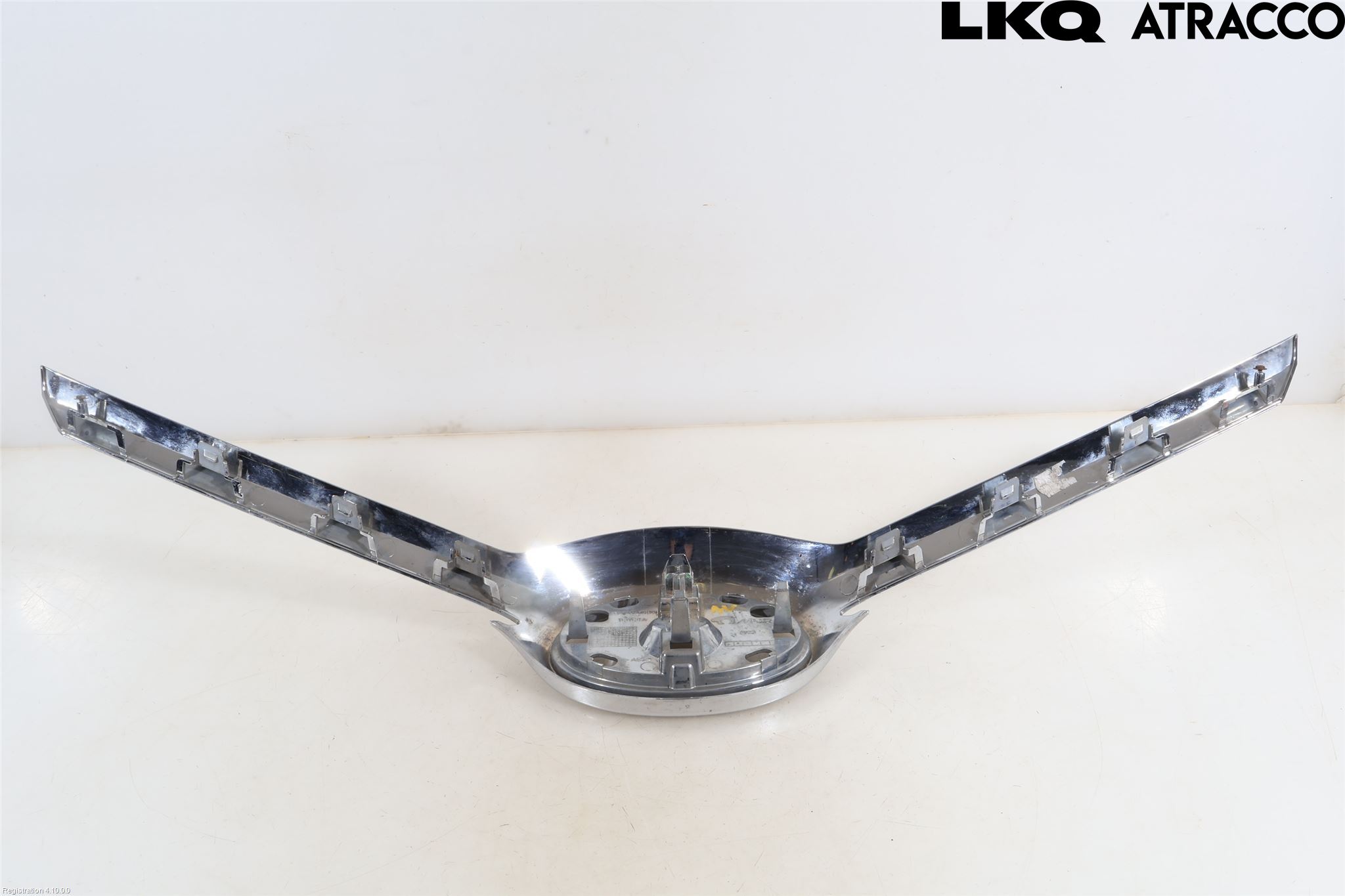 Toyota AURIS 13-19 Grilldel Midt