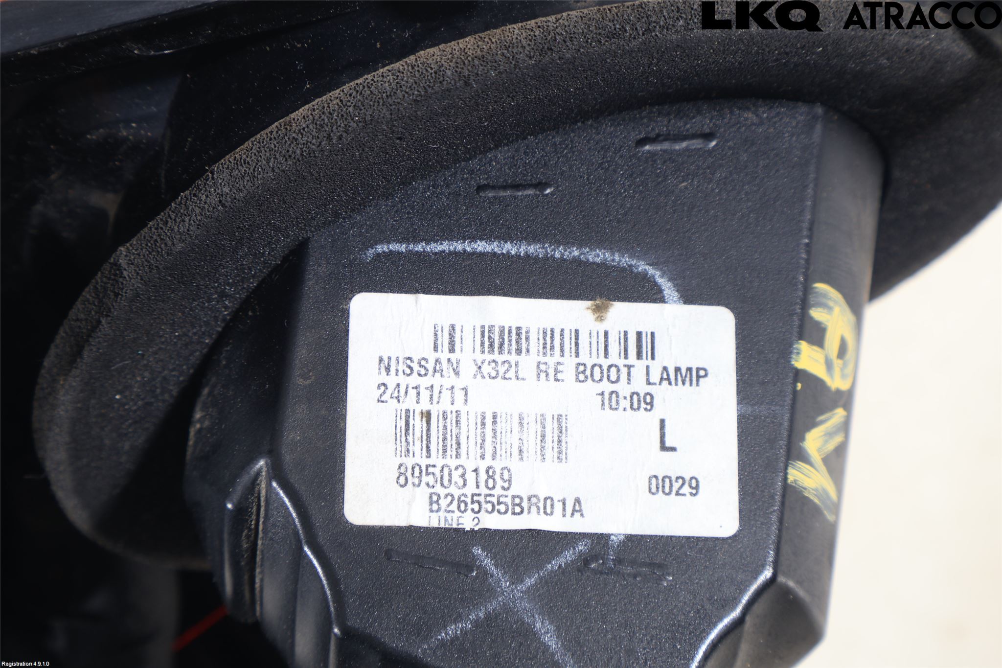 Nissan QASHQAI+2  10-14 Baklykt Venstre  På Luke(Indre