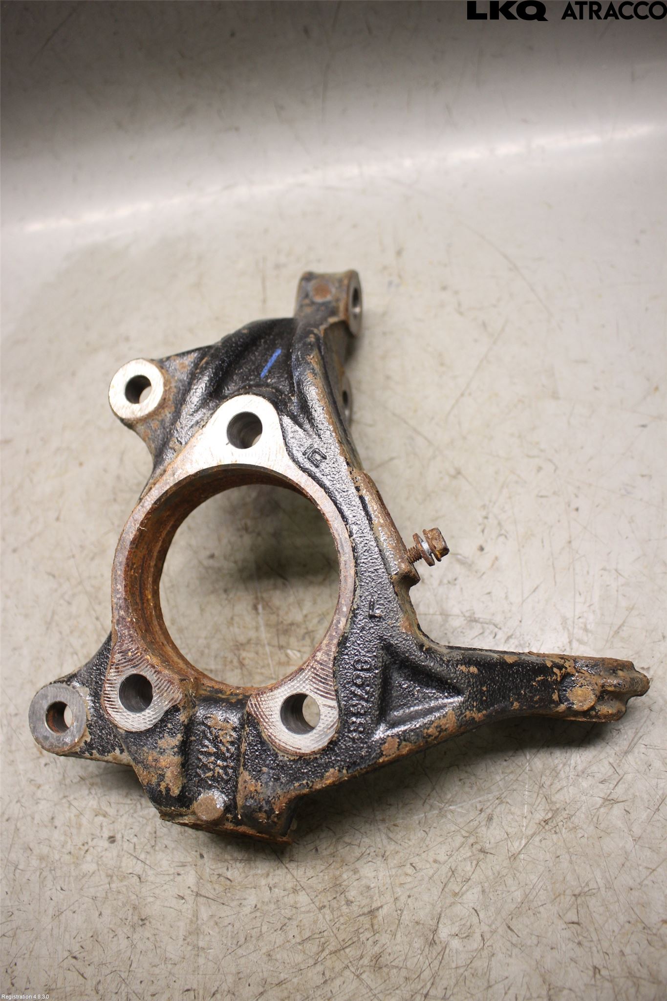 Toyota YARIS XP21 20- Spindel Vf