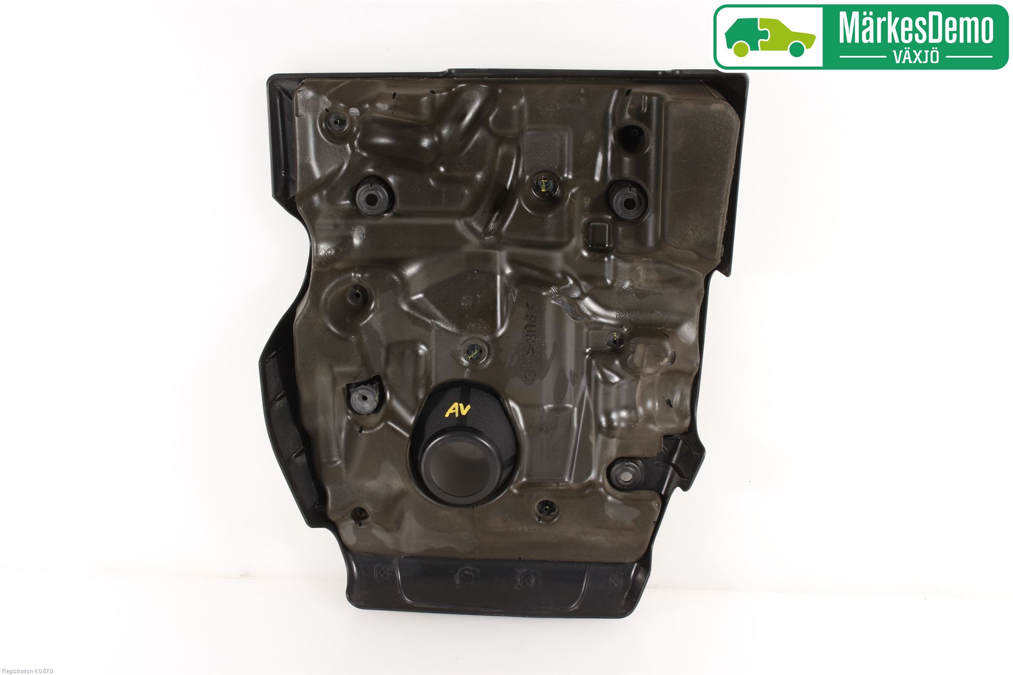Mitsubishi L200 16-23 Motor Deksel Over Motor
