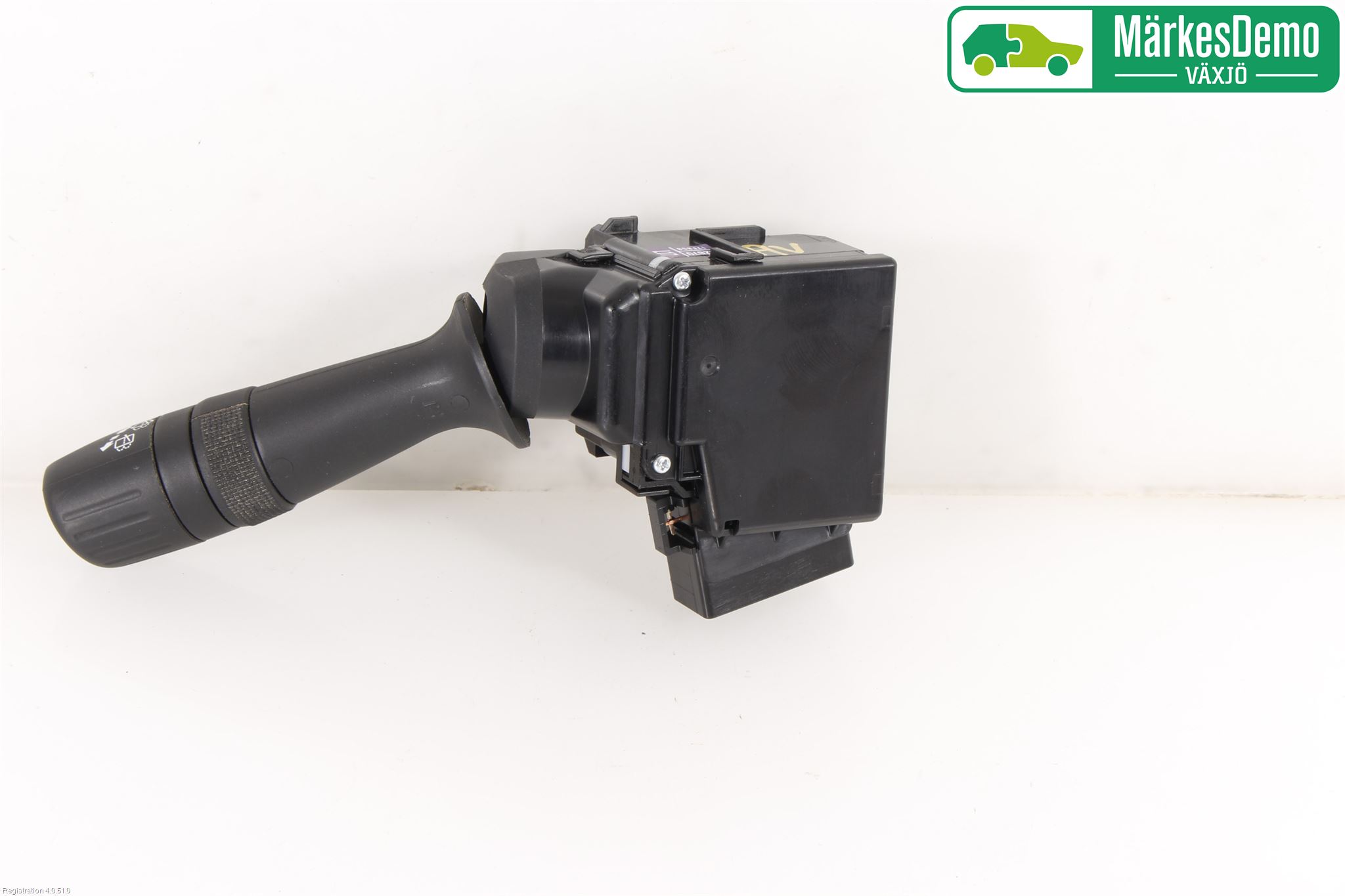 Toyota AURIS 13-19 Bryter Ratt Visker - Spyler