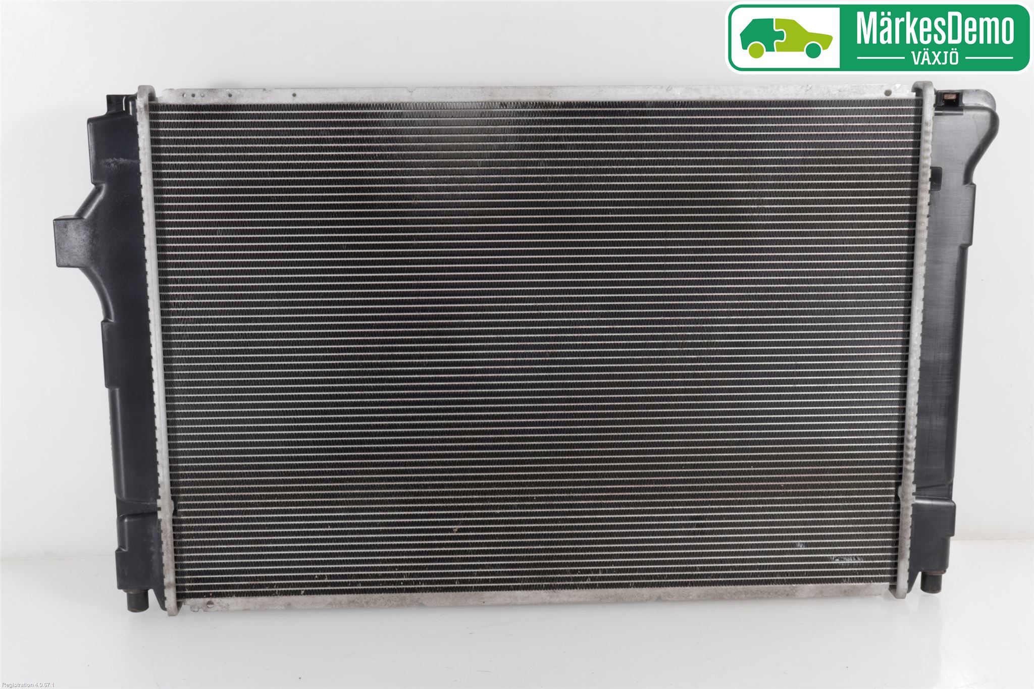 Toyota YARIS XP130 15-20 Radiator Automat