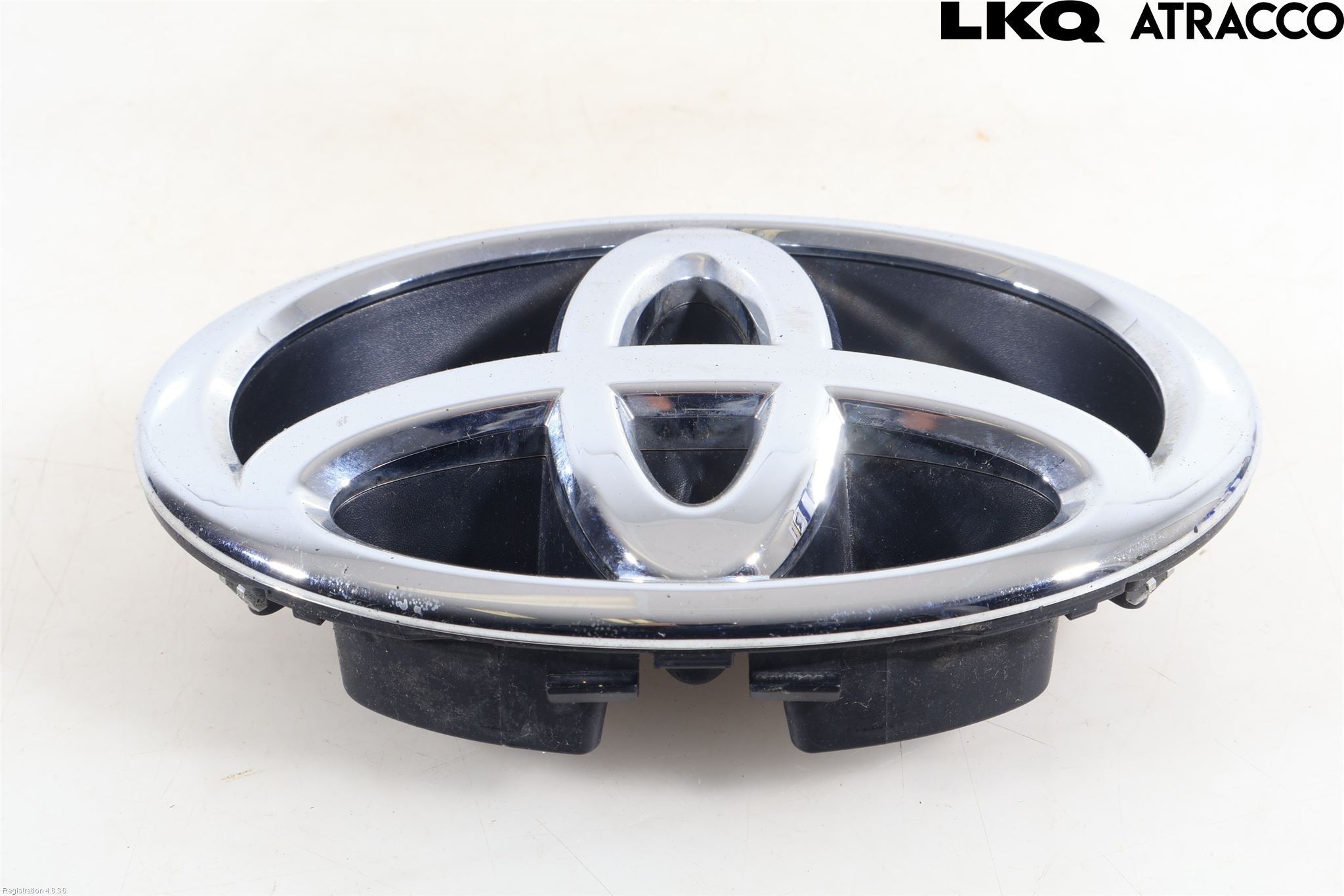 Toyota RAV4 13-18 Emblem