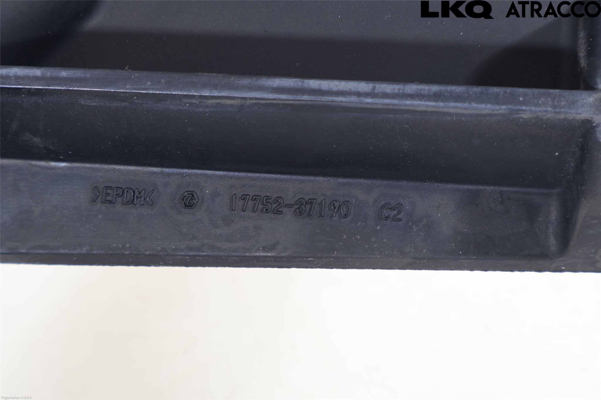 Toyota COROLLA CROSS XG10 22- Forg-Belg-Rør Mot Luftr