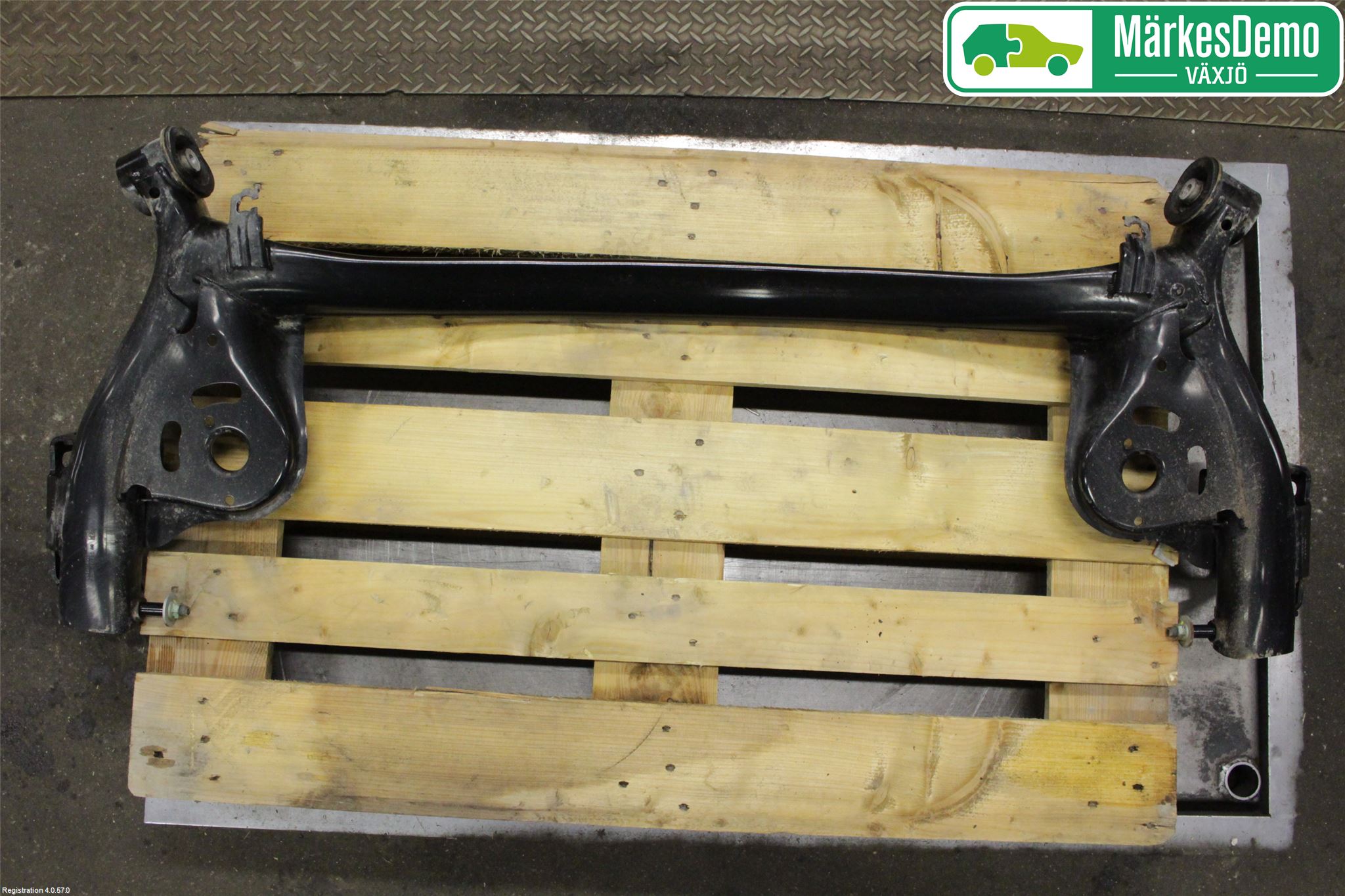 Suzuki SX4 S-CROSS 14-21 Bakaksel Feste Travers-Ramme