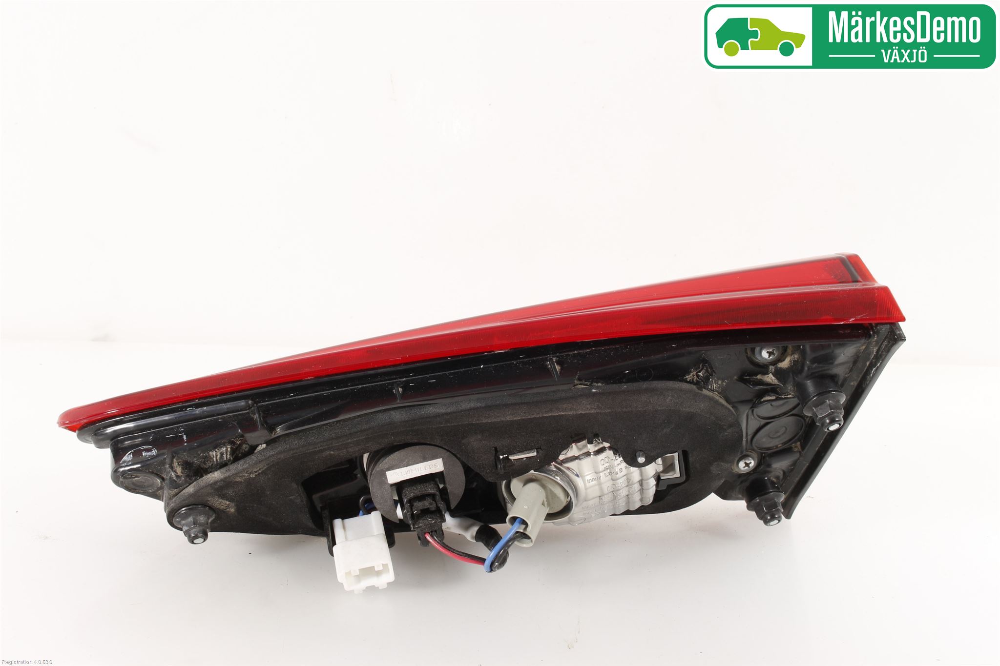Toyota YARIS XP130 15-20 Baklykt Venstre  På Luke(Indre