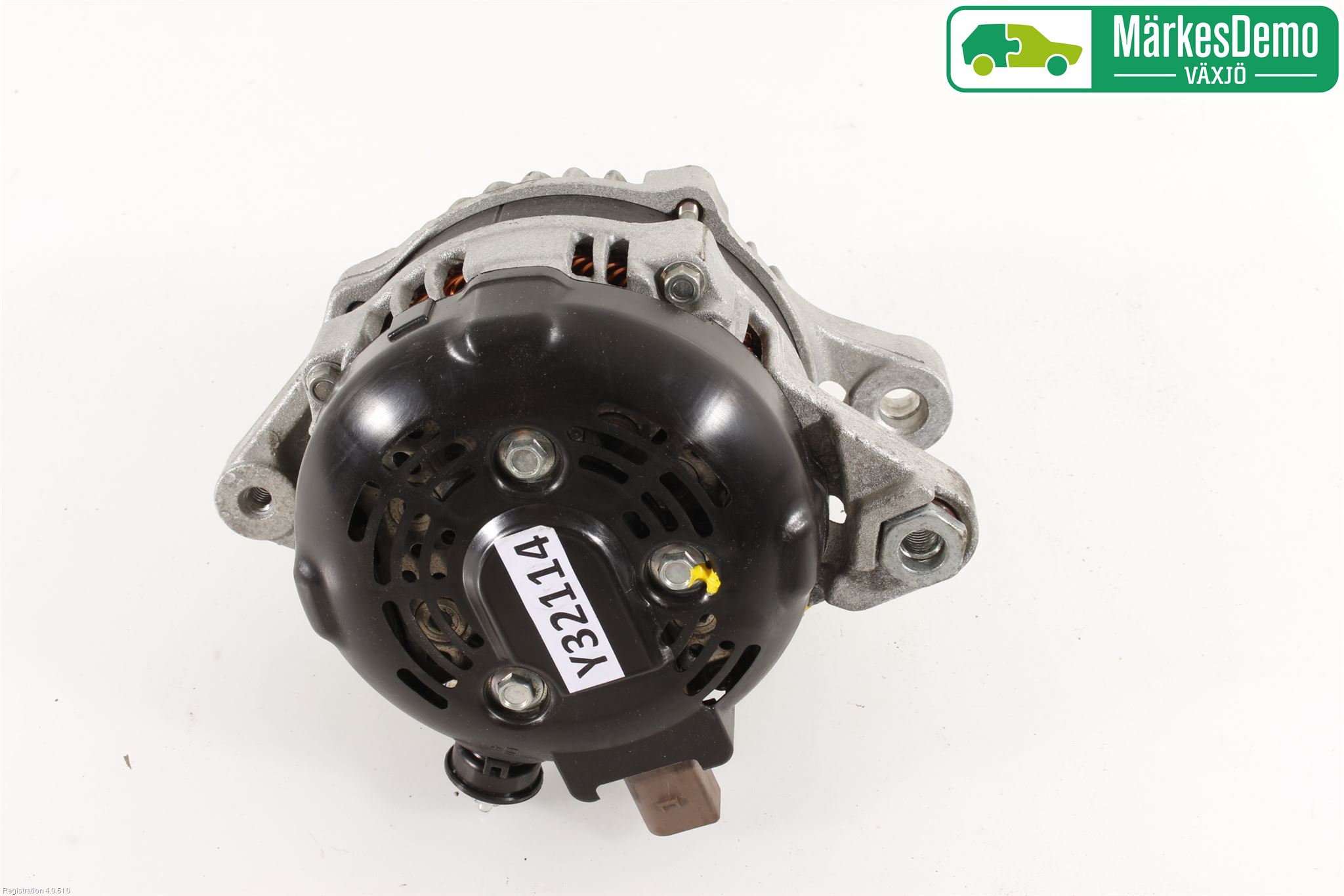 Toyota AVENSIS 16-18 Dynamo