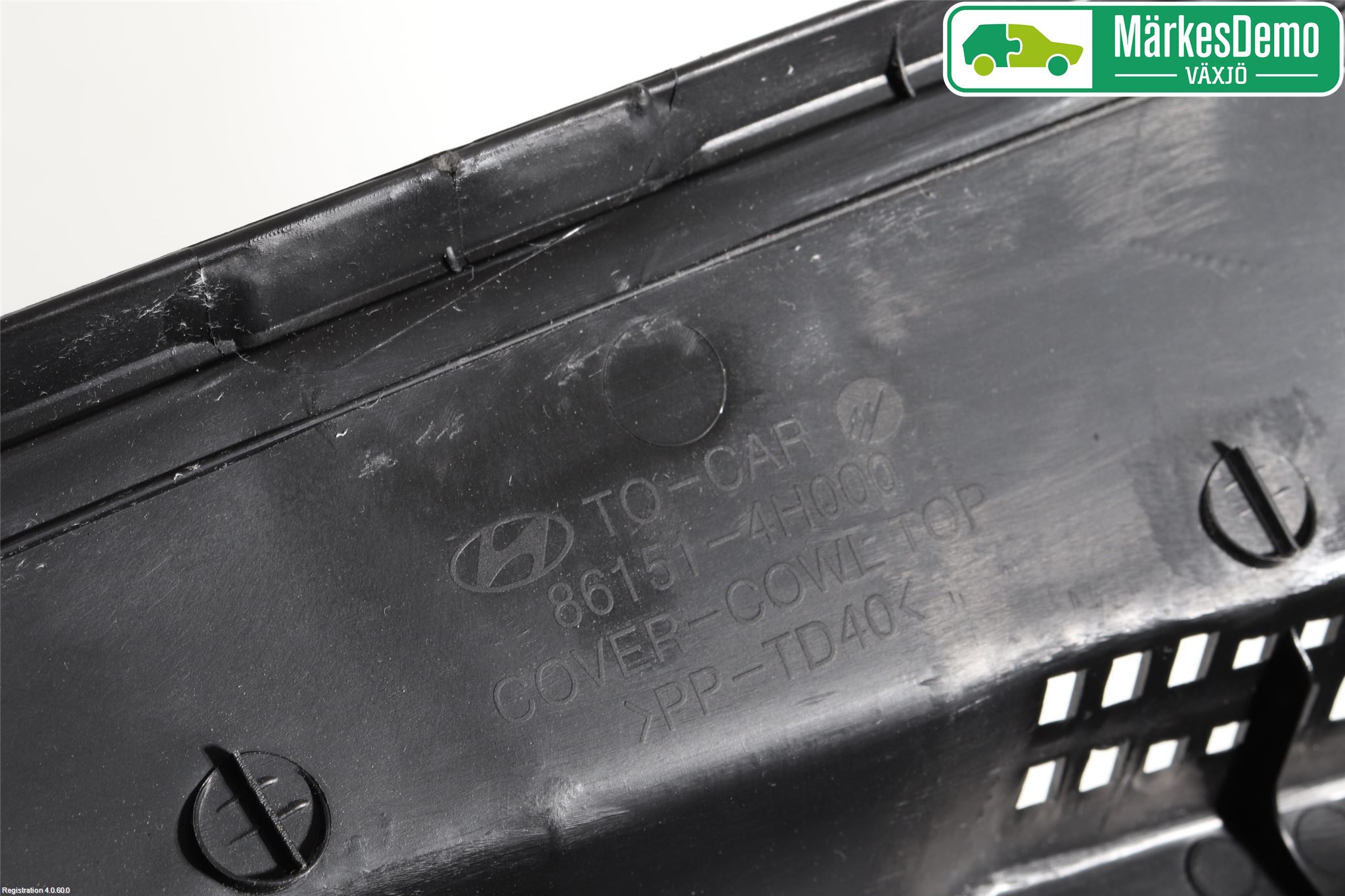 Hyundai H-1/STAREX 08-21 Visker Deksel-Grill-Under Frr