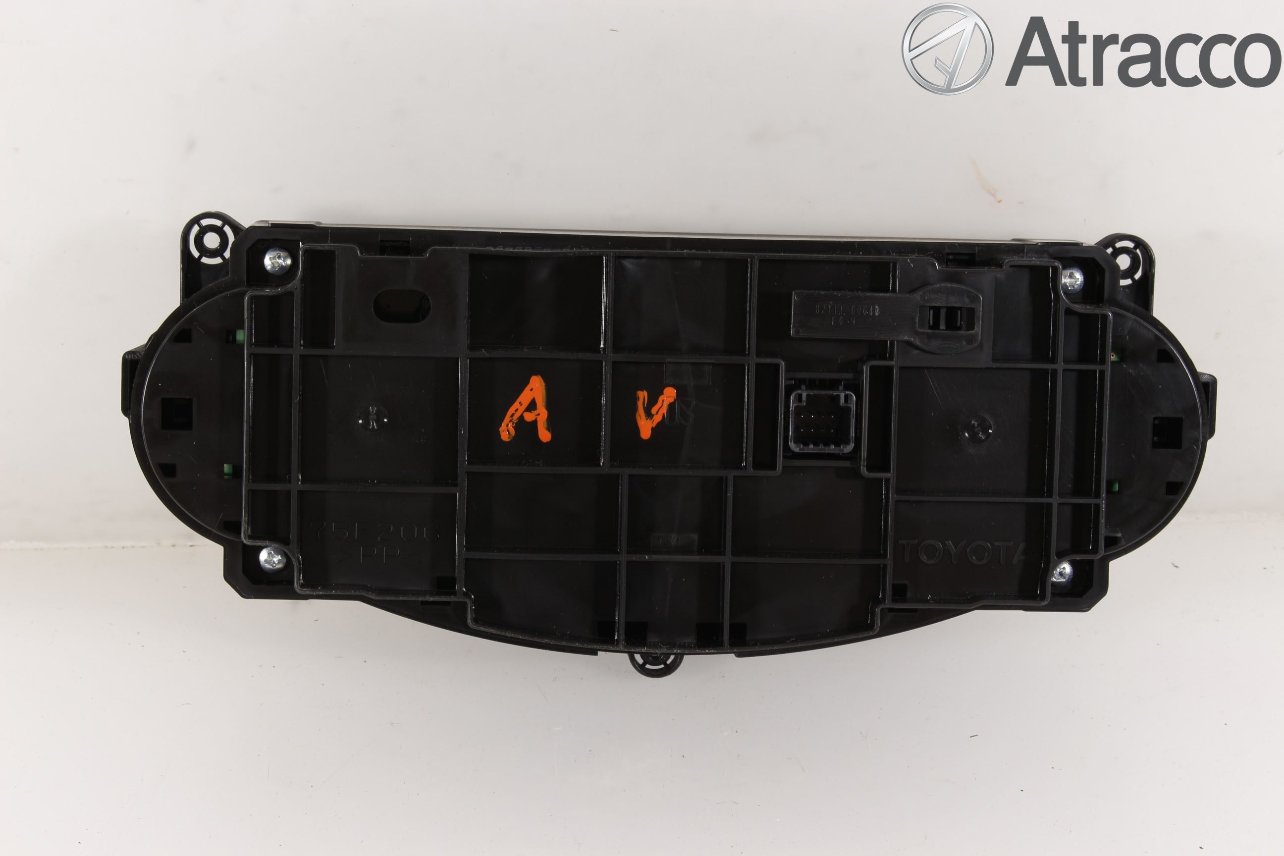 Toyota YARIS XP130 15-20 Varme Ac Betjening-Display
