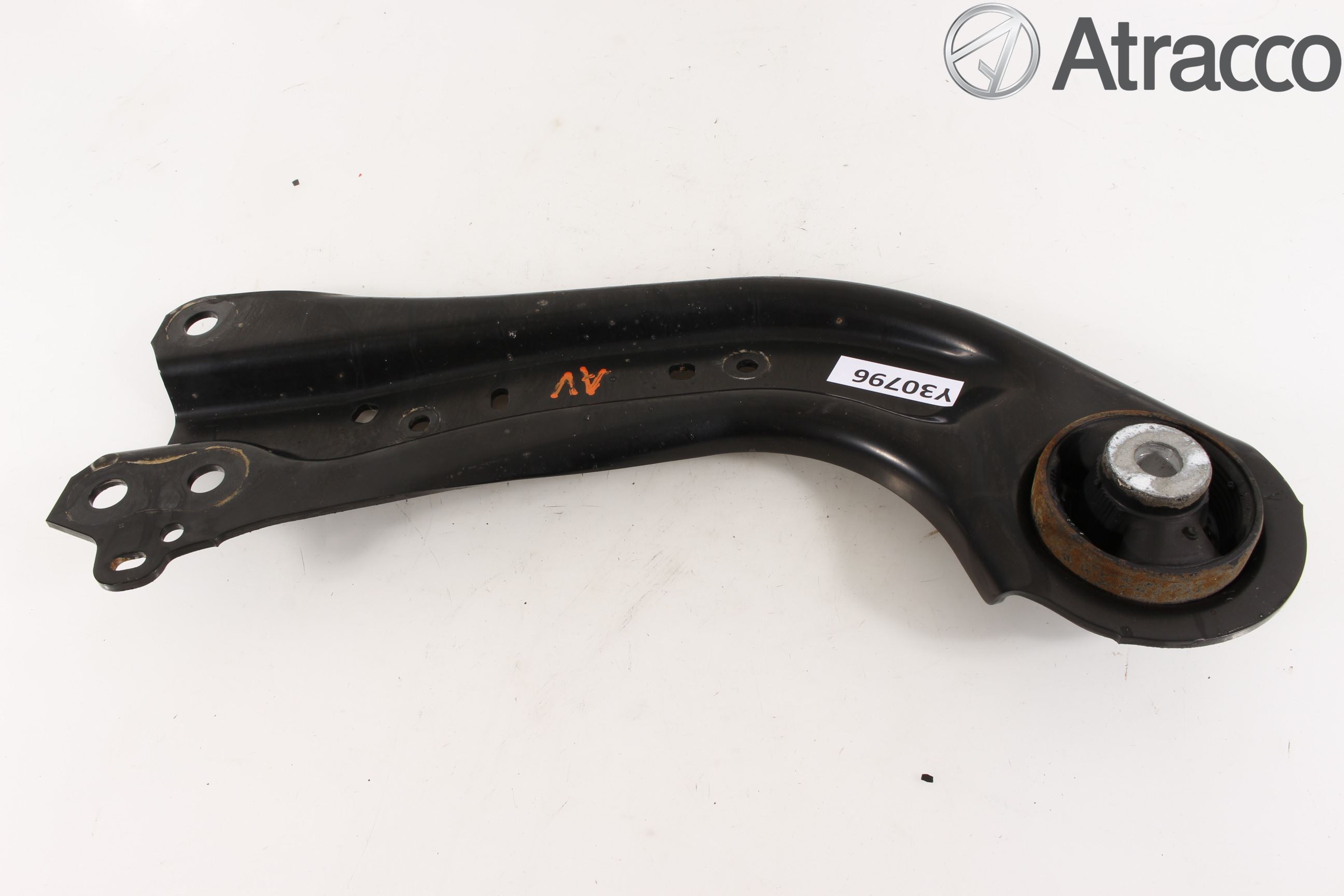 Toyota PRIUS (ZVW50) 16-21 Bærearm Bak Venstre