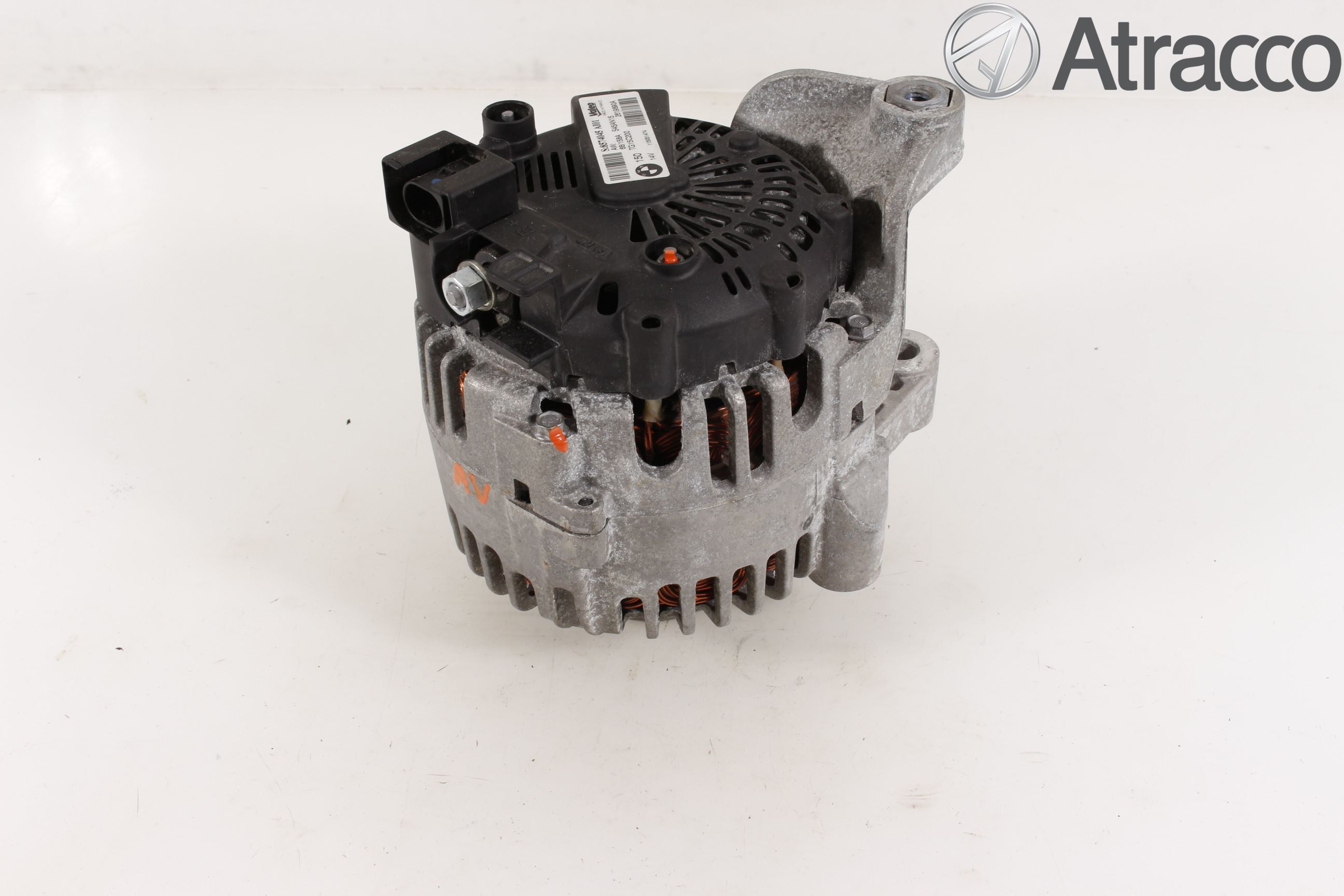 Toyota AVENSIS 16-18 Dynamo
