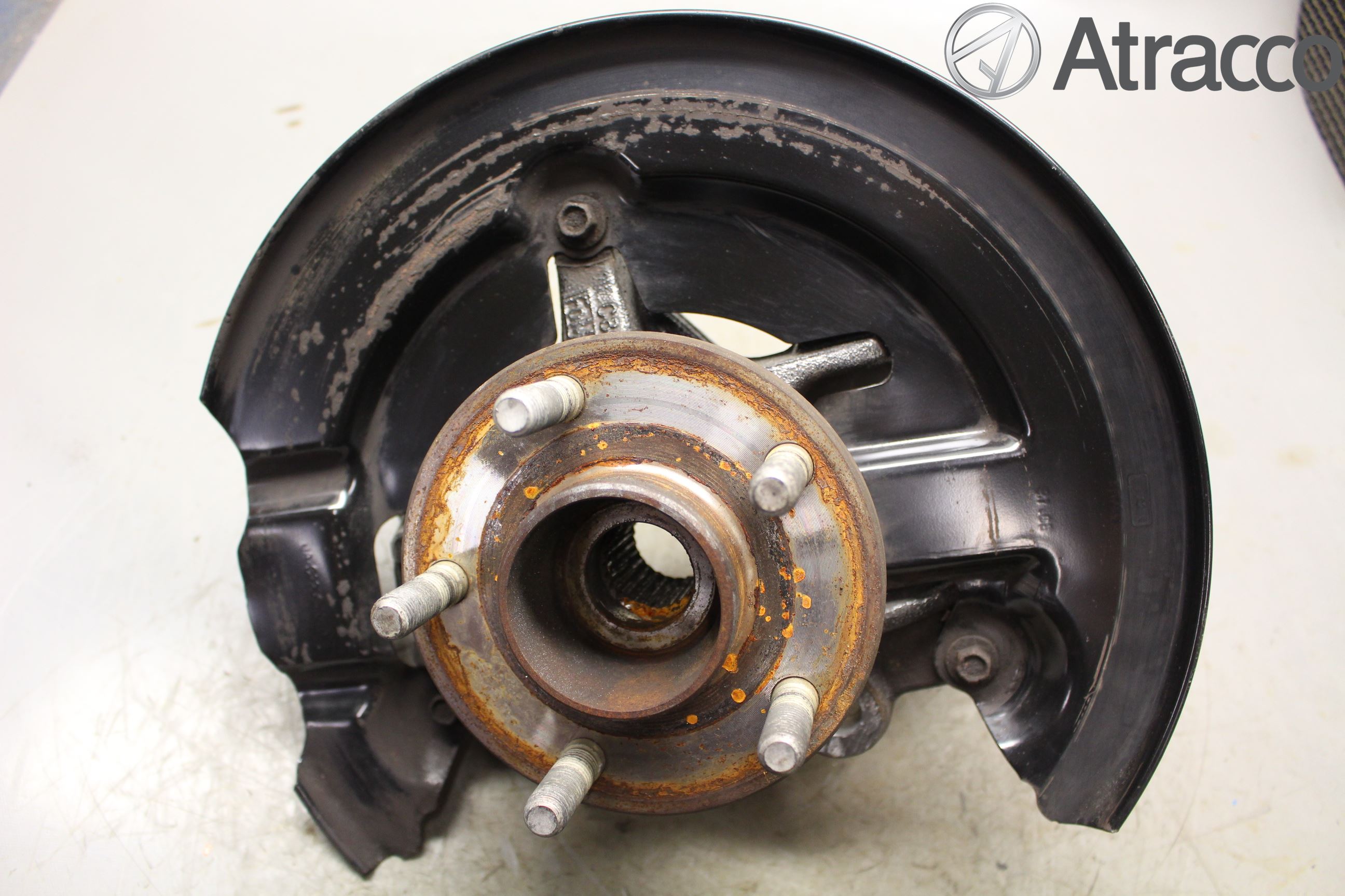 Ford FOCUS 15-18 Spindel Hf